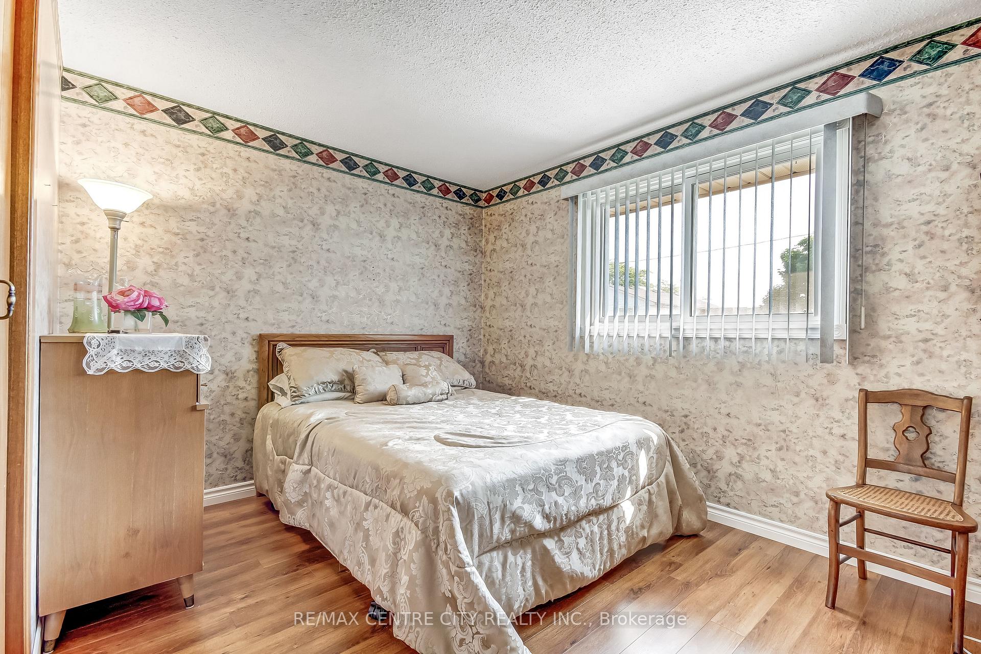 Photo 9 of 153 Highview Drive, St. Thomas — HOMEH