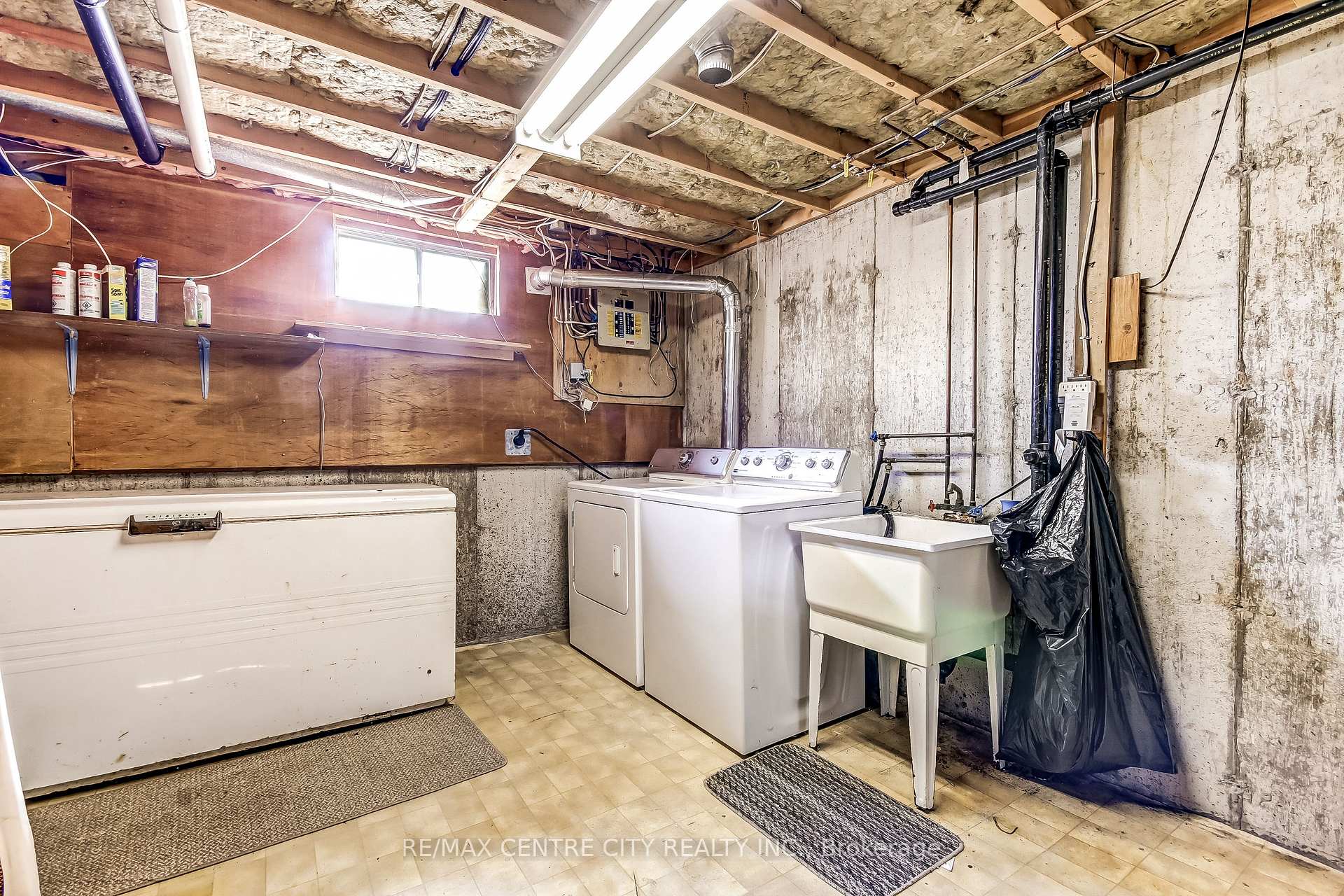 Photo 16 of 153 Highview Drive, St. Thomas — HOMEH