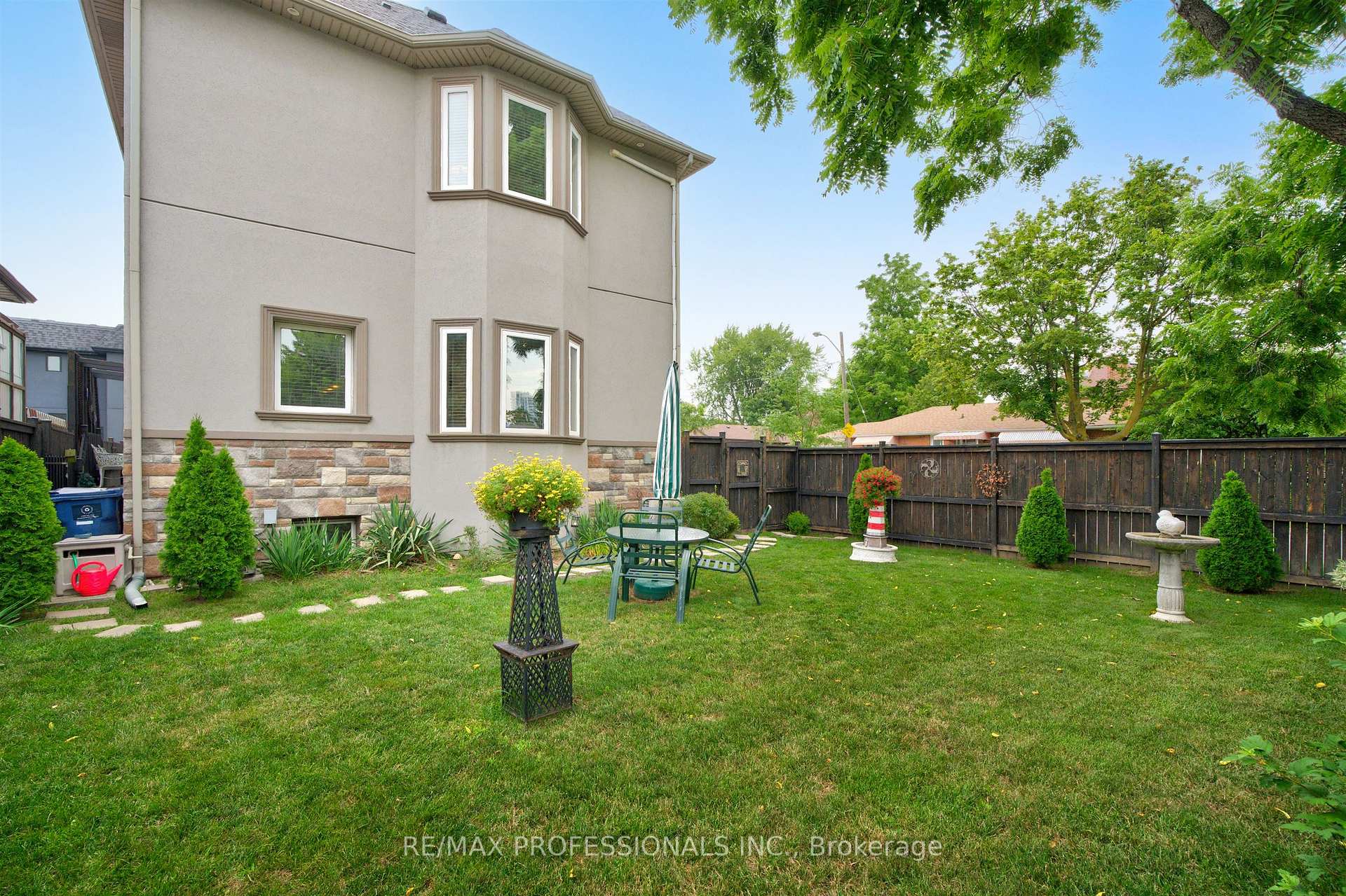 Photo 42 of 2 Charleston Road, Etobicoke, Islington-City Centre West — HOMEH