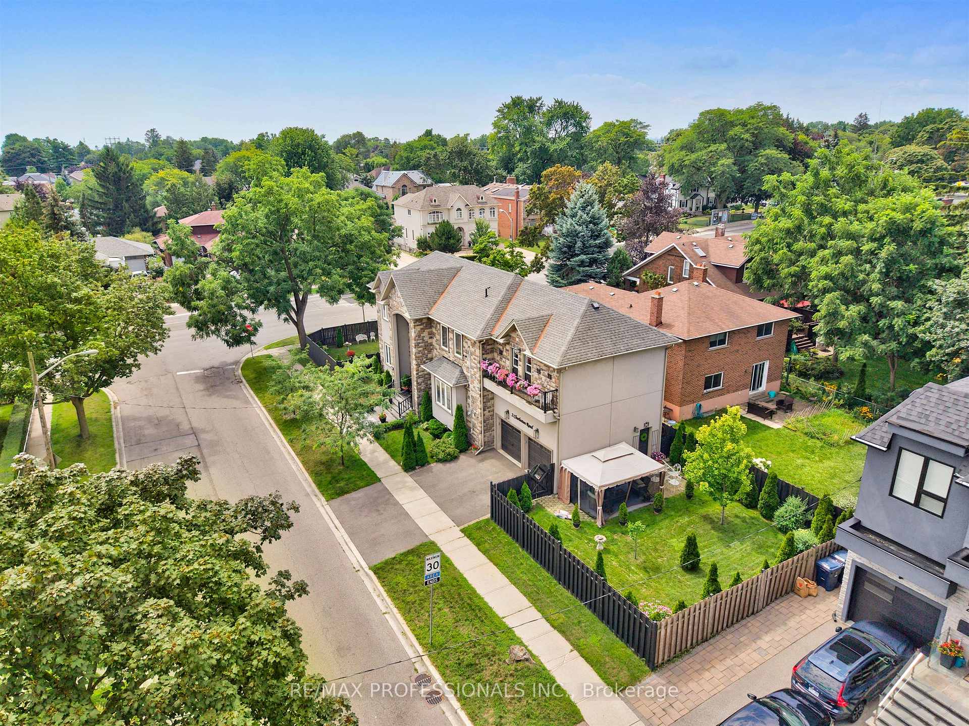 Photo 45 of 2 Charleston Road, Etobicoke, Islington-City Centre West — HOMEH