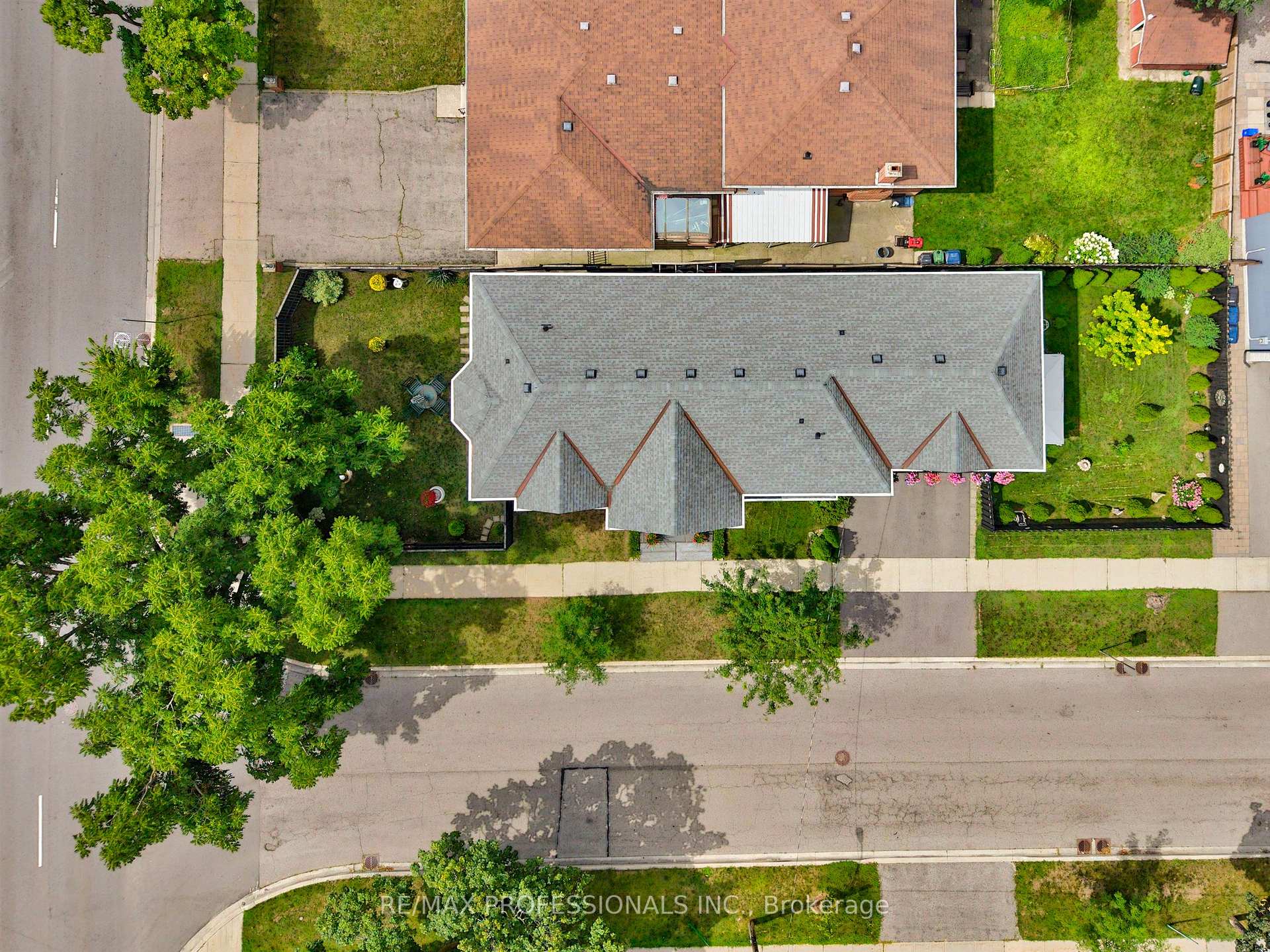 Photo 48 of 2 Charleston Road, Etobicoke, Islington-City Centre West — HOMEH