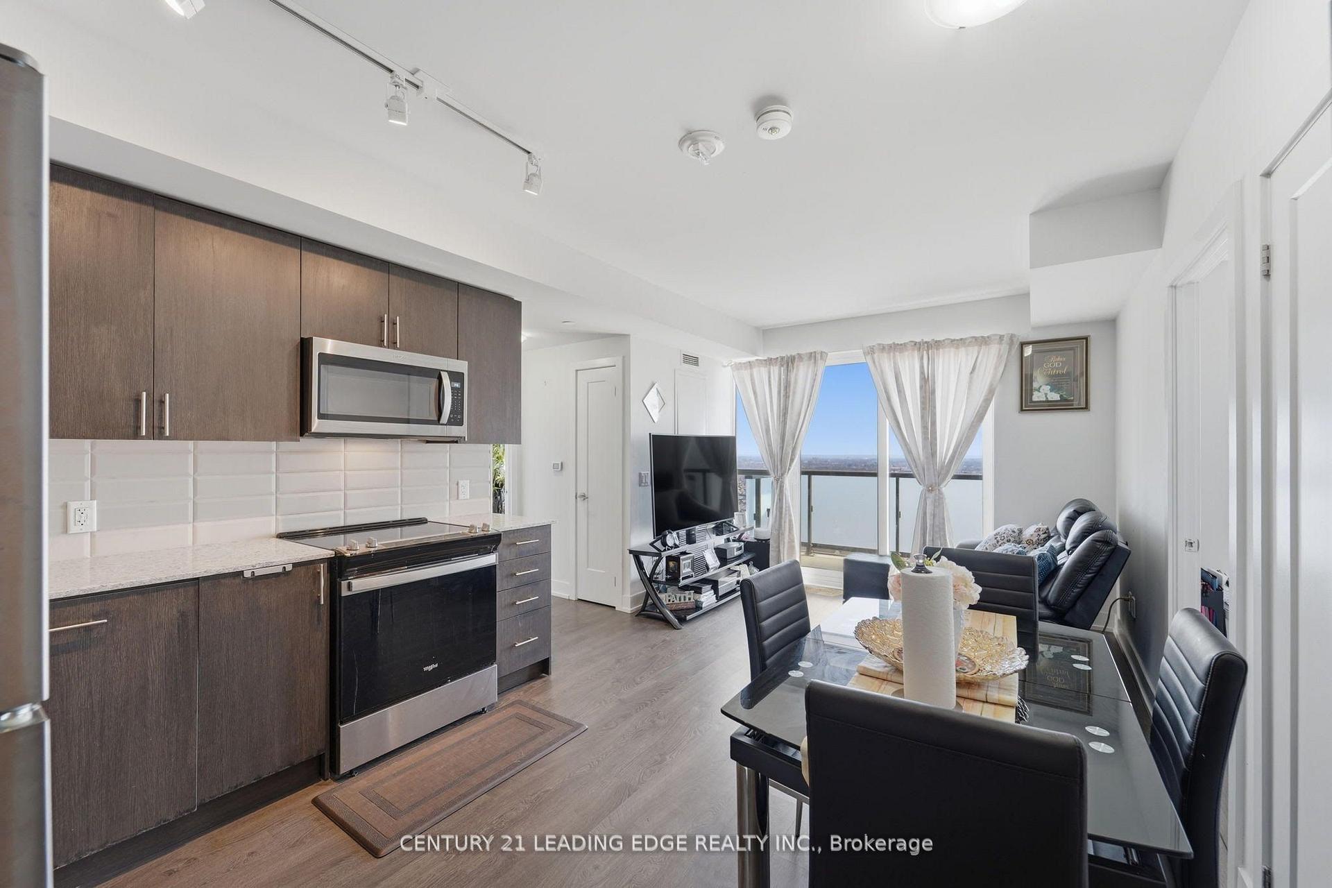 Photo 3 of Unit 2516, 2550 Simcoe Street N, Oshawa, Windfields — HOMEH