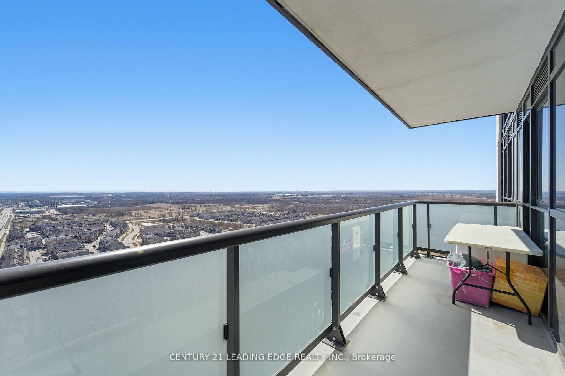 Photo 13 of Unit 2516, 2550 Simcoe Street N, Oshawa, Windfields — HOMEH