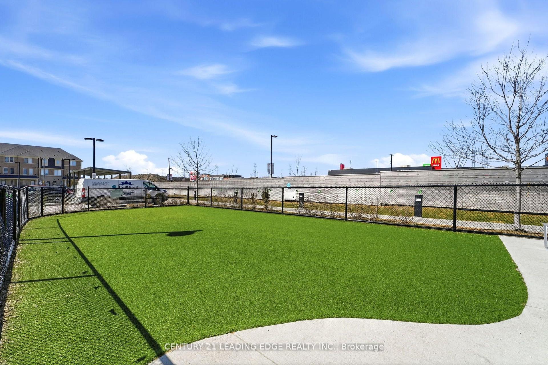 Photo 19 of Unit 2516, 2550 Simcoe Street N, Oshawa, Windfields — HOMEH