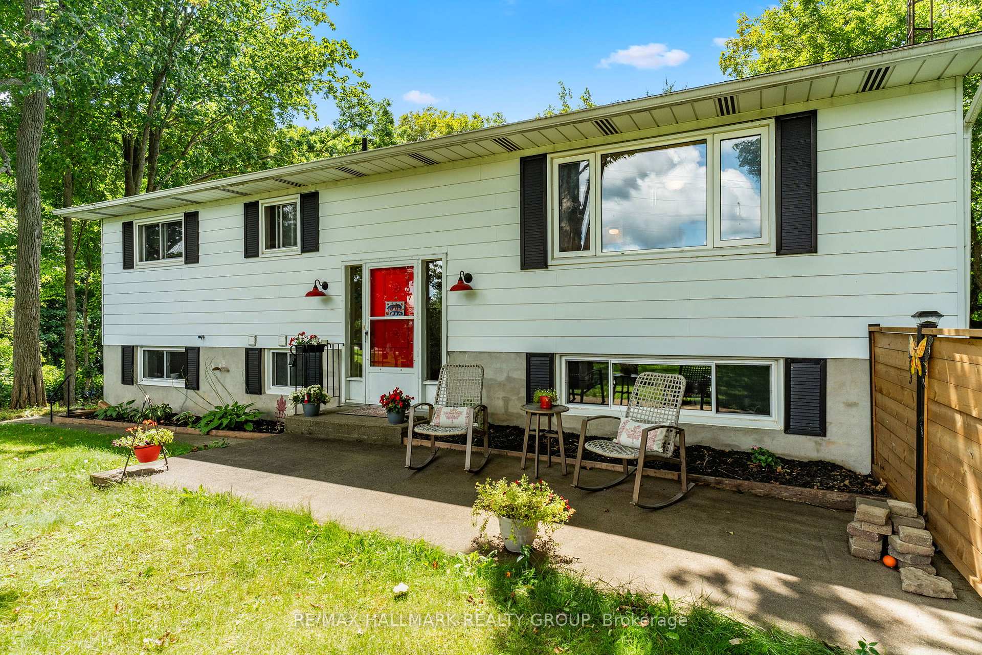 Photo 2 of 4574 County Road 15, Augusta, Augusta Twp — HOMEH