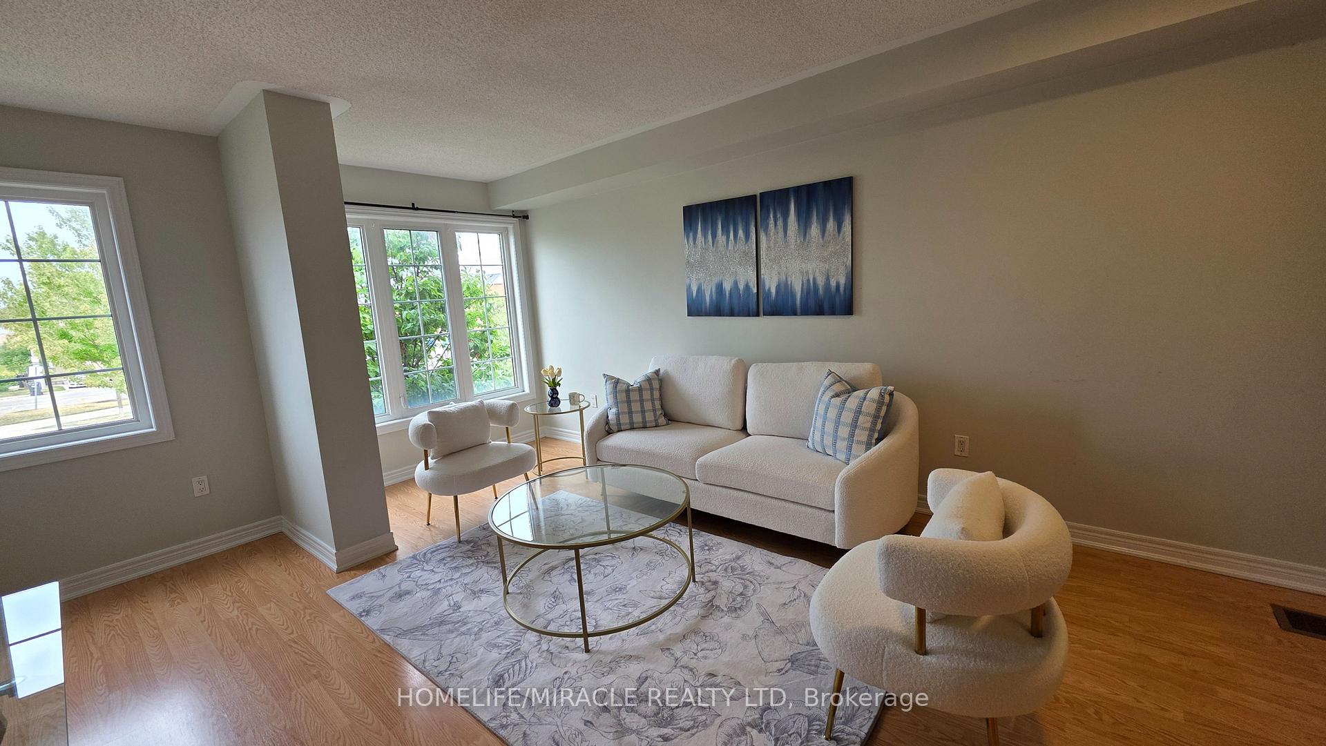 Photo 9 of Unit 38, 32 Mowat Boulevard, Kitchener, Laurentian Hills — HOMEH