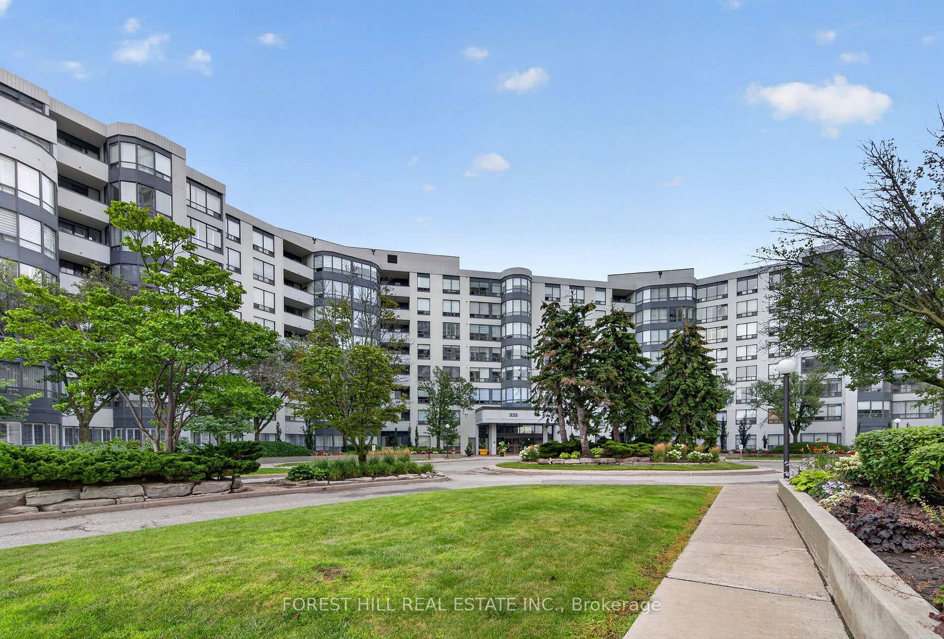 Photo of Unit 301, 333 Clark Avenue W