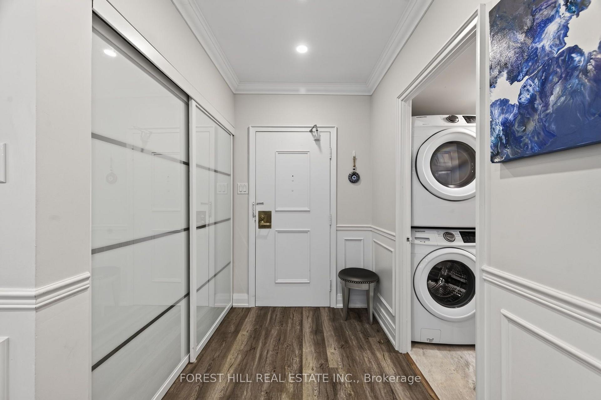 Photo 4 of Unit 301, 333 Clark Avenue W, Vaughan, Crestwood-Springfarm-Yorkhill — HOMEH
