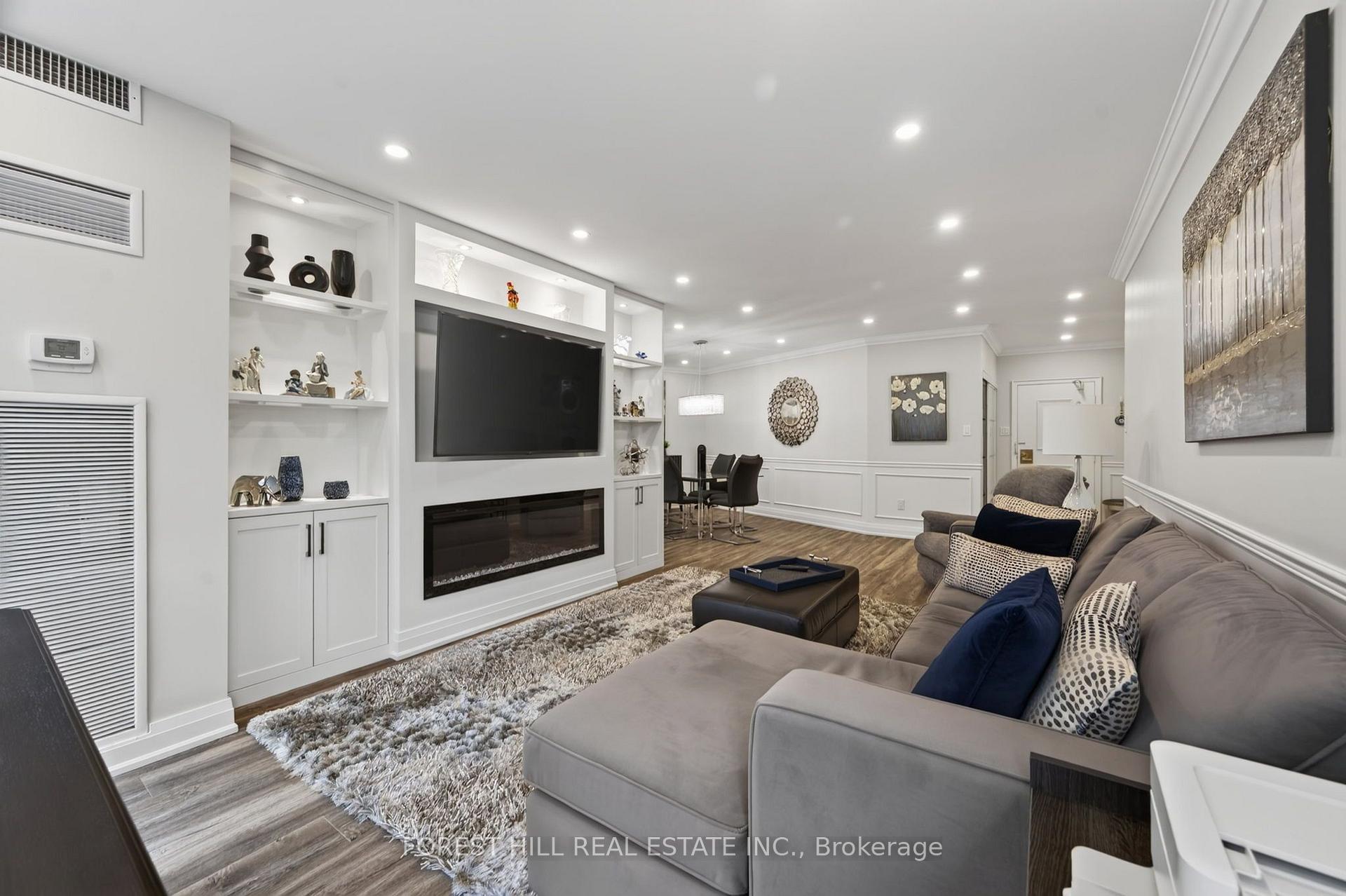 Photo 9 of Unit 301, 333 Clark Avenue W, Vaughan, Crestwood-Springfarm-Yorkhill — HOMEH