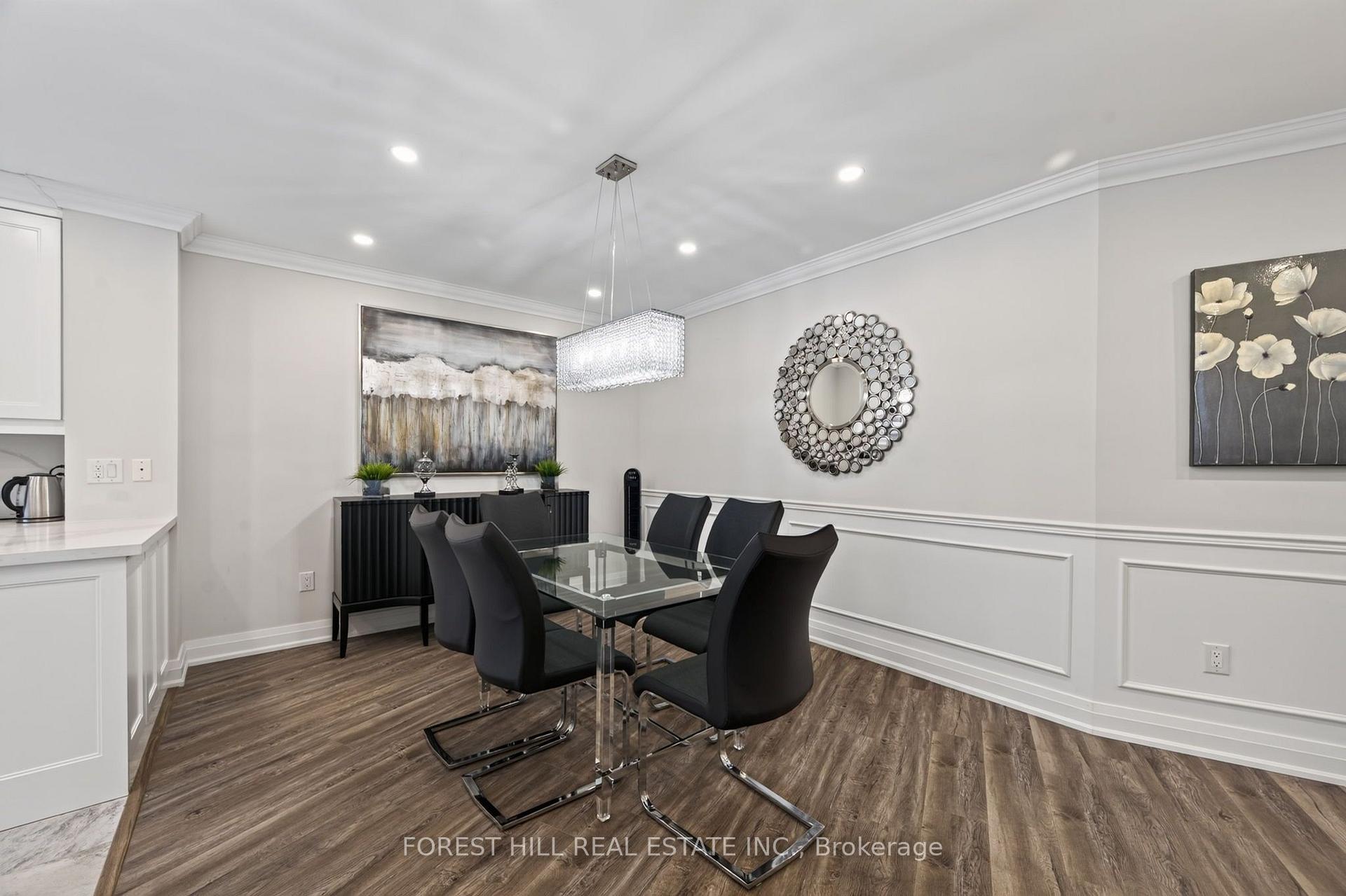 Photo 10 of Unit 301, 333 Clark Avenue W, Vaughan, Crestwood-Springfarm-Yorkhill — HOMEH