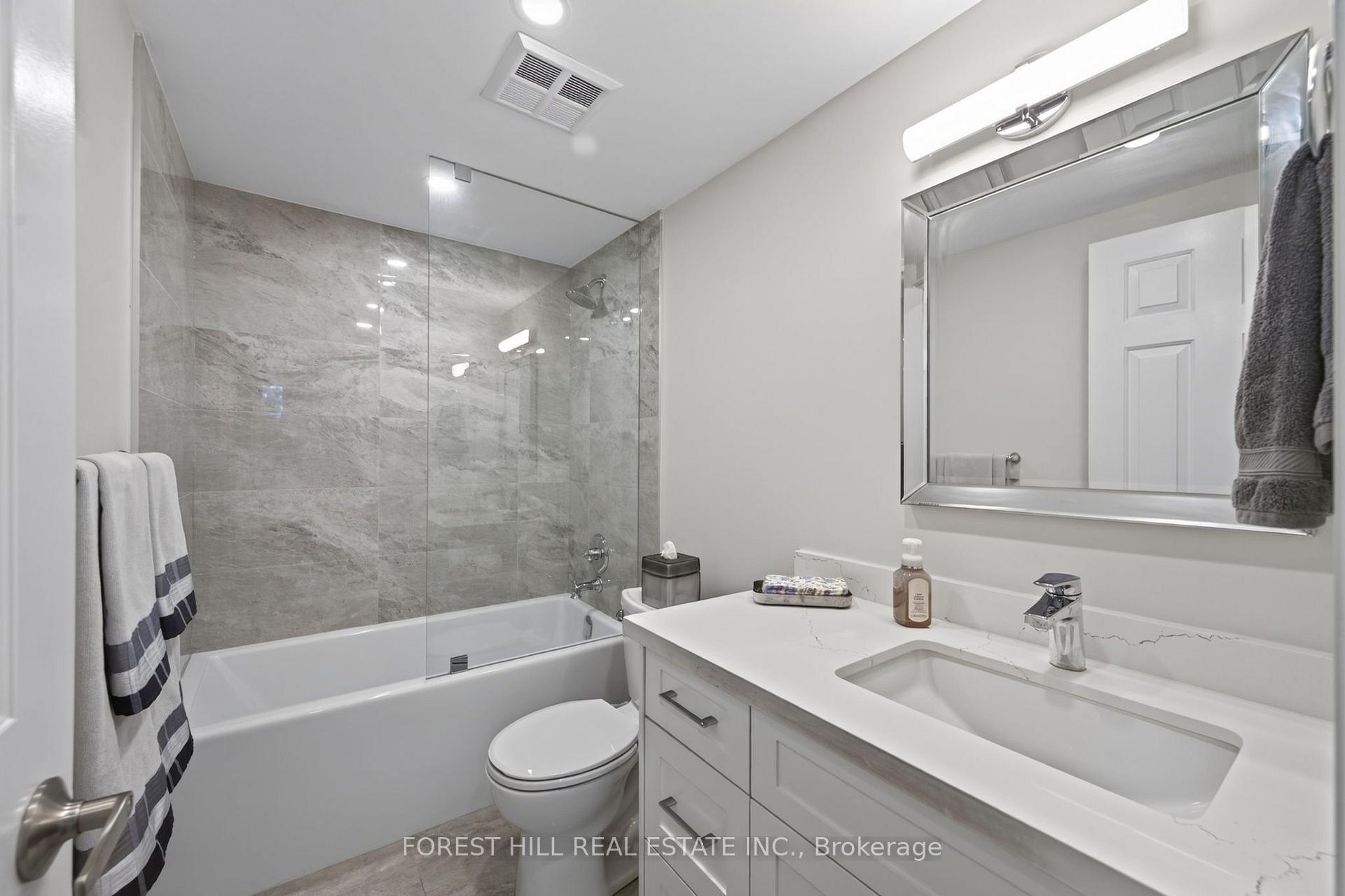 Photo 34 of Unit 301, 333 Clark Avenue W, Vaughan, Crestwood-Springfarm-Yorkhill — HOMEH