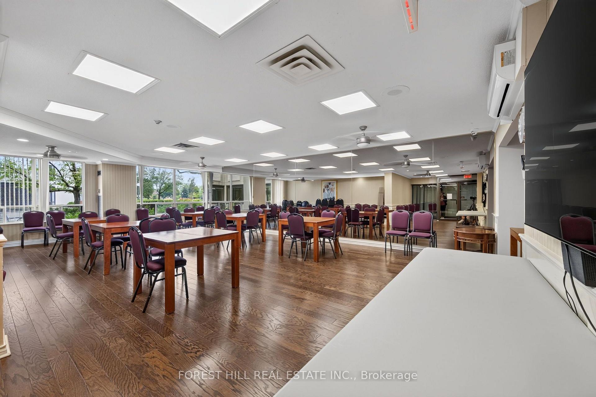 Photo 40 of Unit 301, 333 Clark Avenue W, Vaughan, Crestwood-Springfarm-Yorkhill — HOMEH