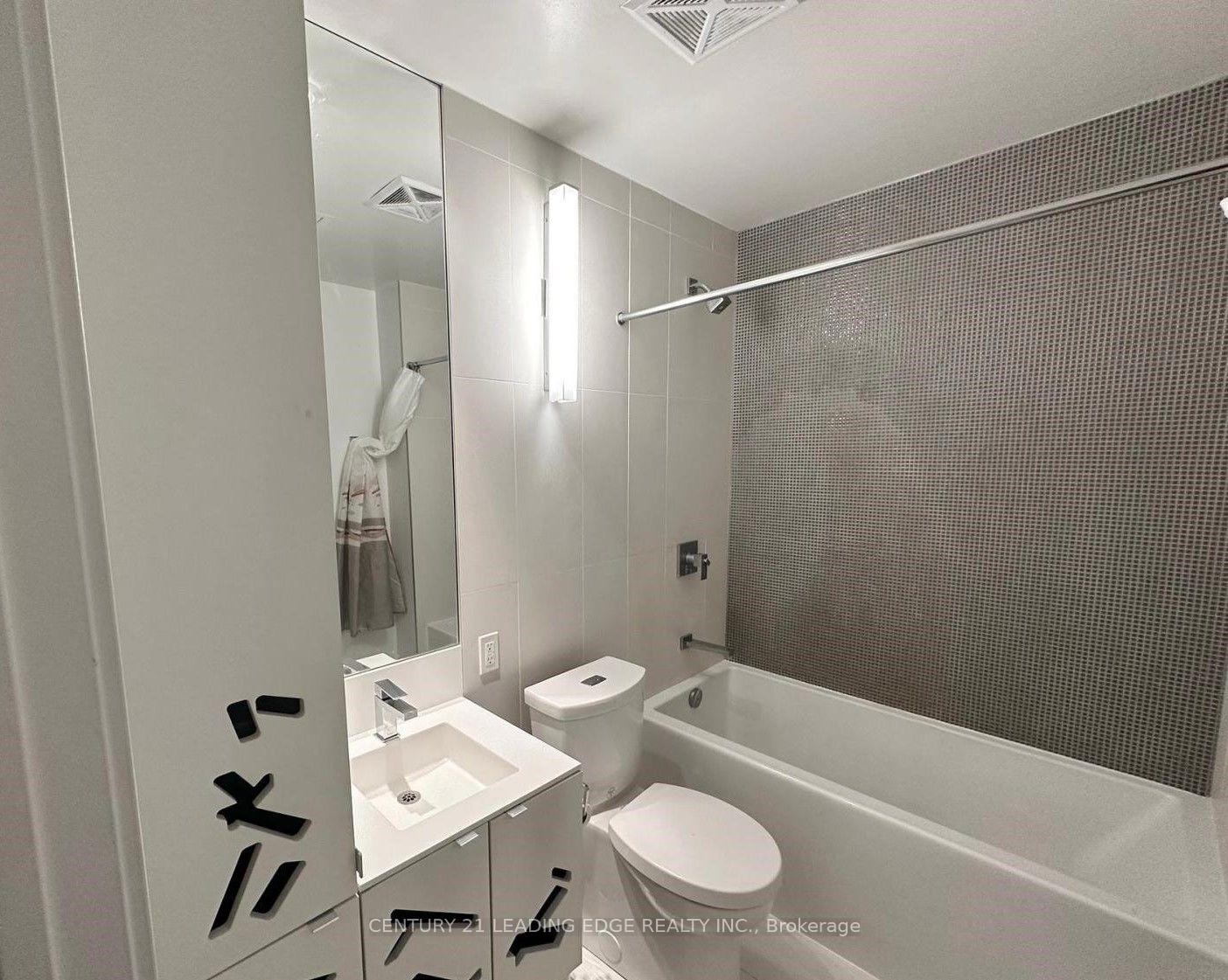 Photo 6 of Unit 2512, 125 Peter Street, Toronto, Waterfront Communities — HOMEH