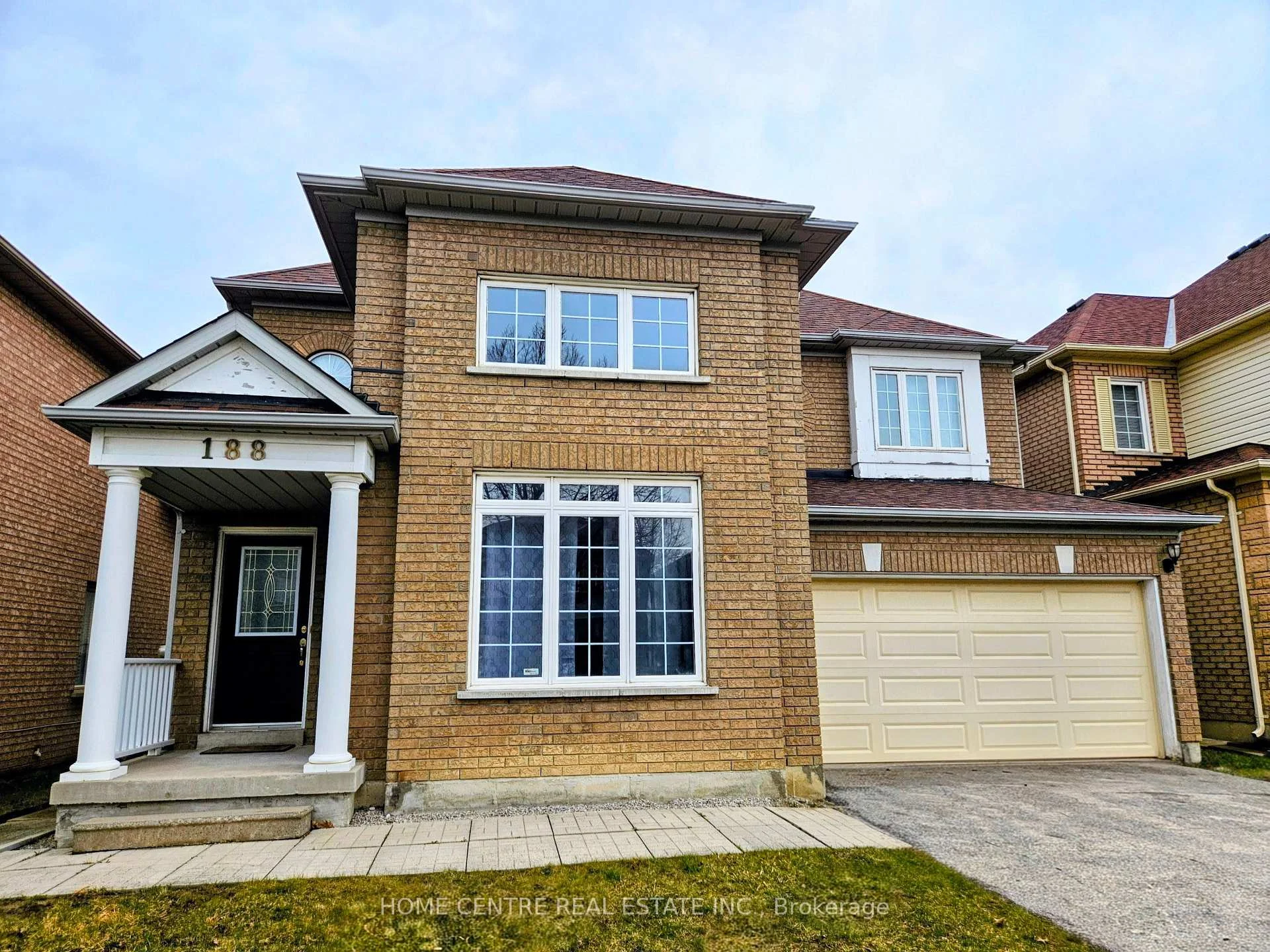 Photo 1 of 188 Silver Linden Drive, Richmond Hill, Langstaff — HOMEH