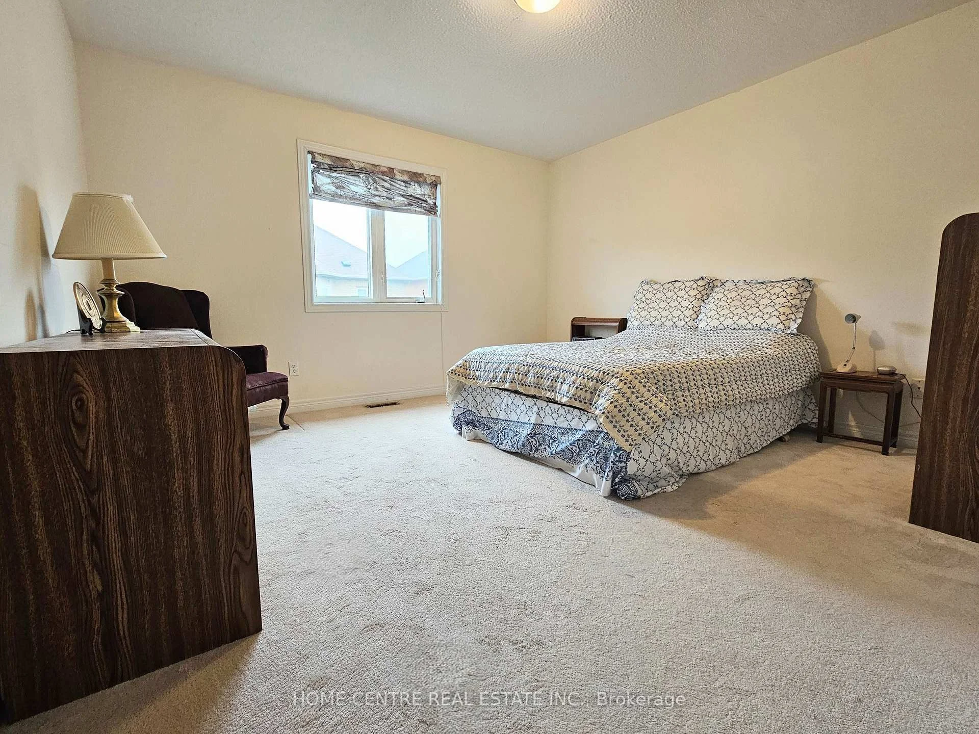 Photo 18 of 188 Silver Linden Drive, Richmond Hill, Langstaff — HOMEH