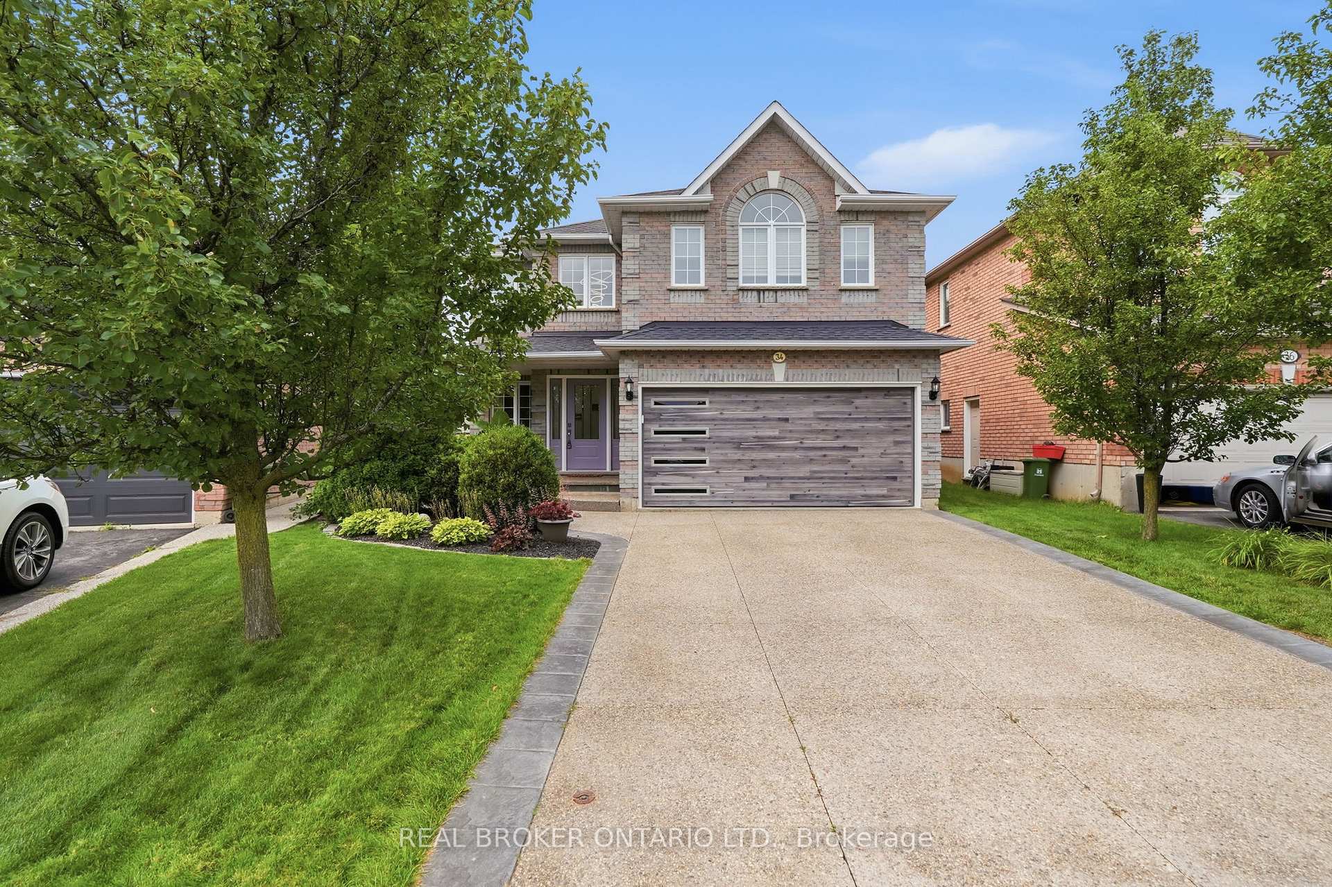 Photo 1 of 34 Keewaydin Street, Hamilton, Waterdown — HOMEH