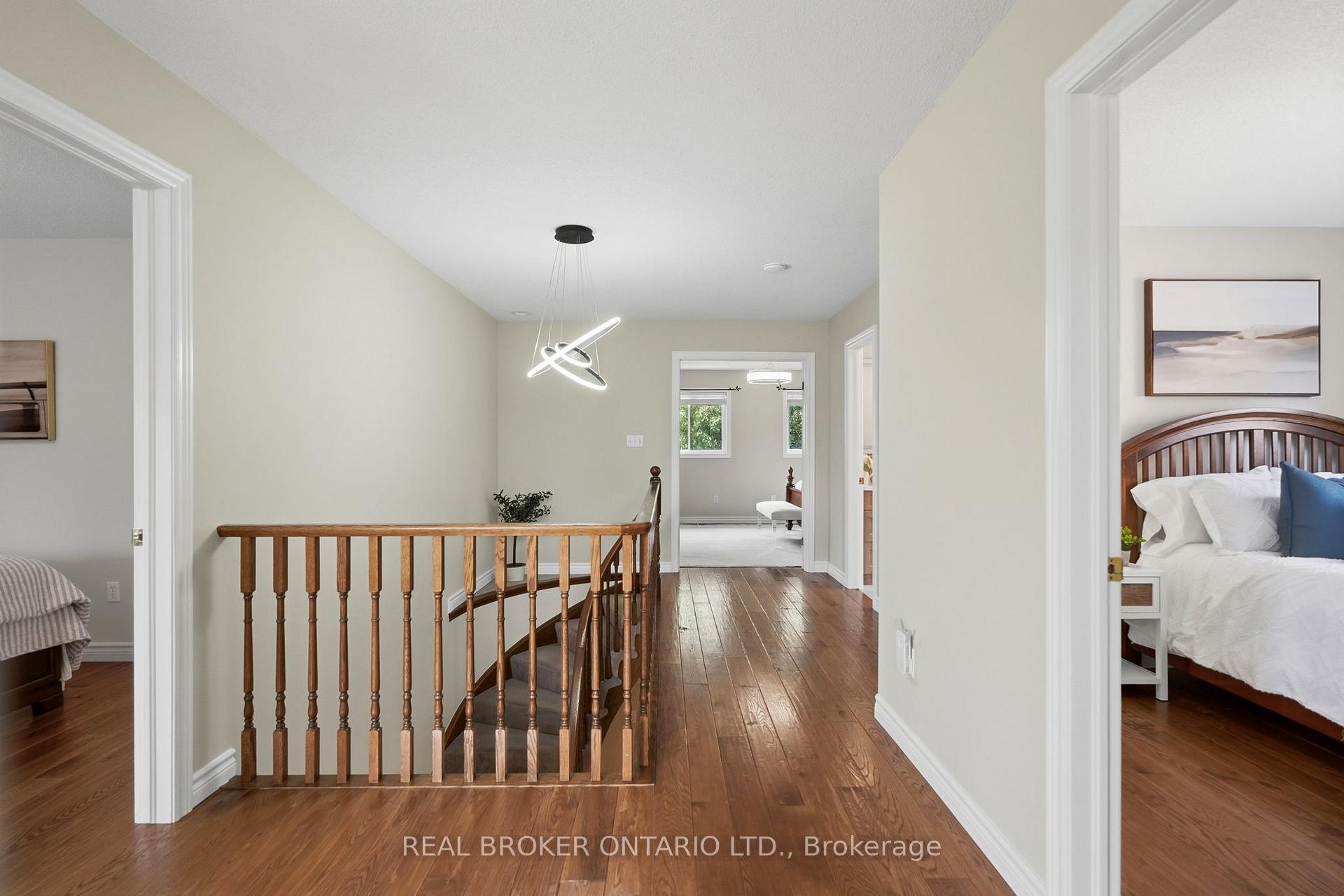 Photo 25 of 34 Keewaydin Street, Hamilton, Waterdown — HOMEH
