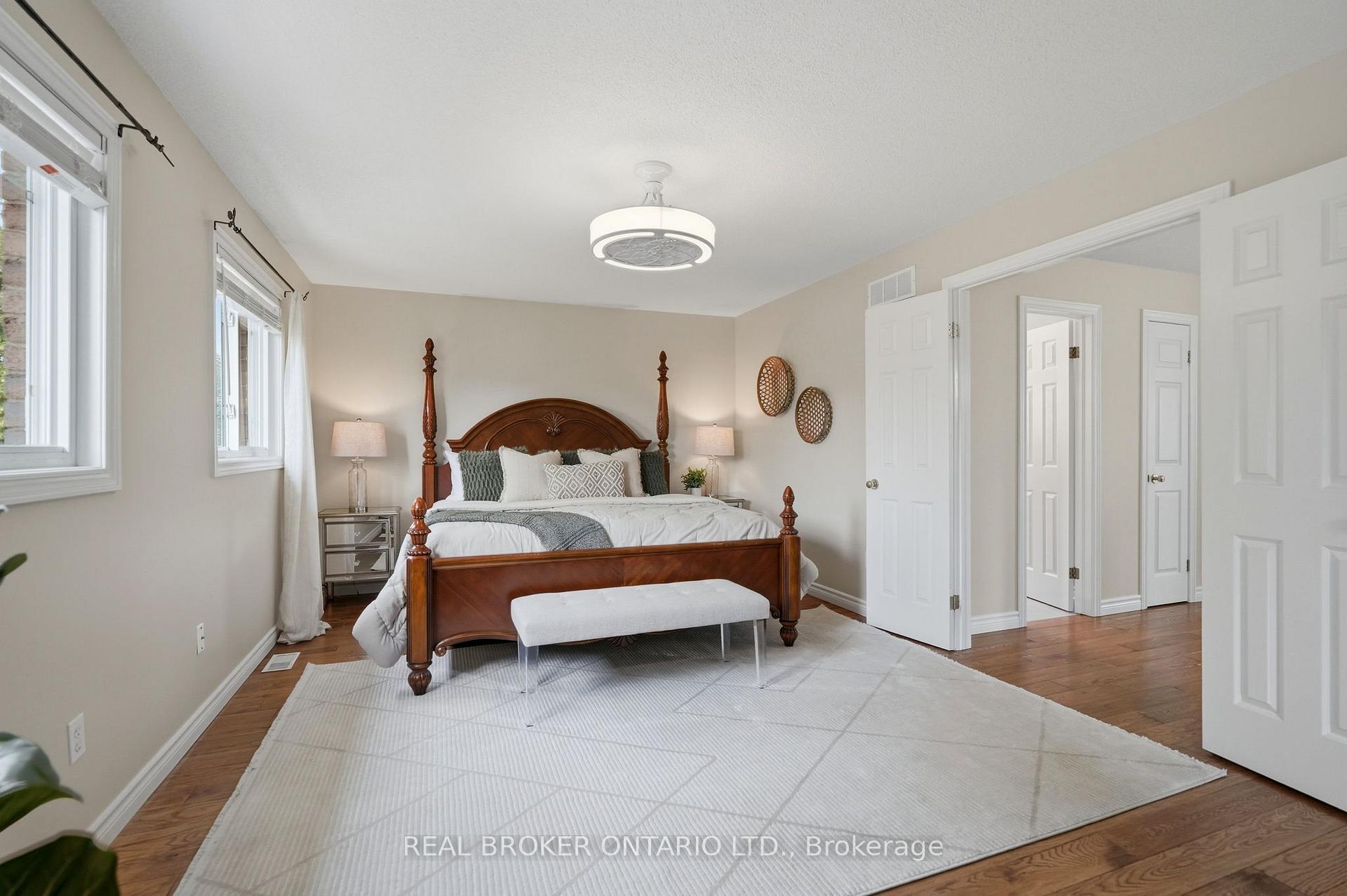 Photo 29 of 34 Keewaydin Street, Hamilton, Waterdown — HOMEH