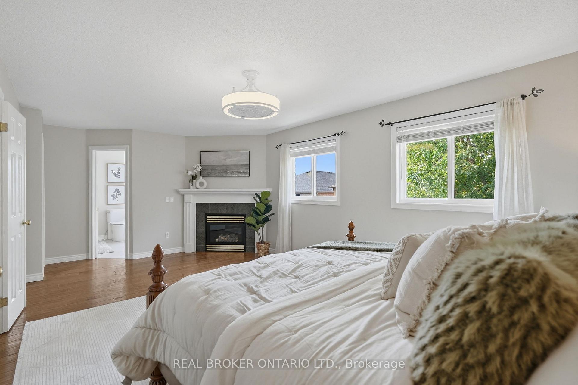 Photo 31 of 34 Keewaydin Street, Hamilton, Waterdown — HOMEH