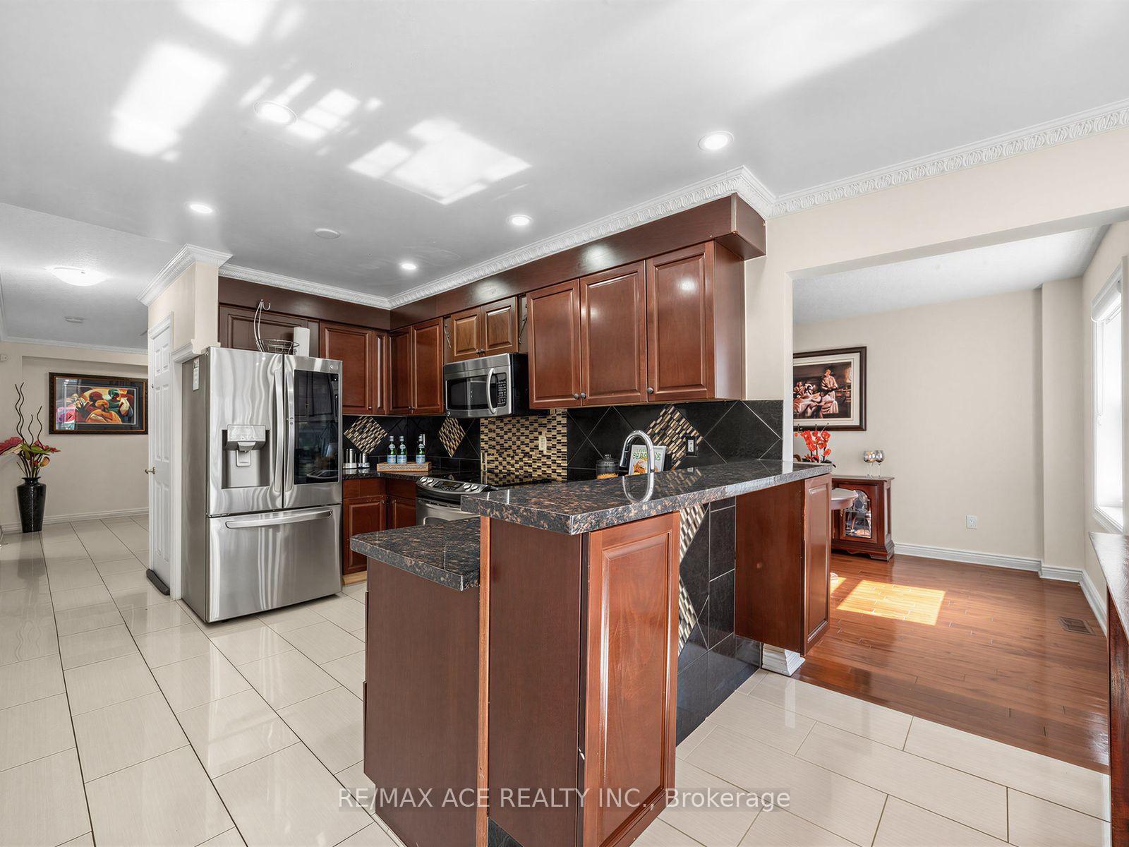 Photo 9 of 53 Howes Street, Ajax, Central West — HOMEH