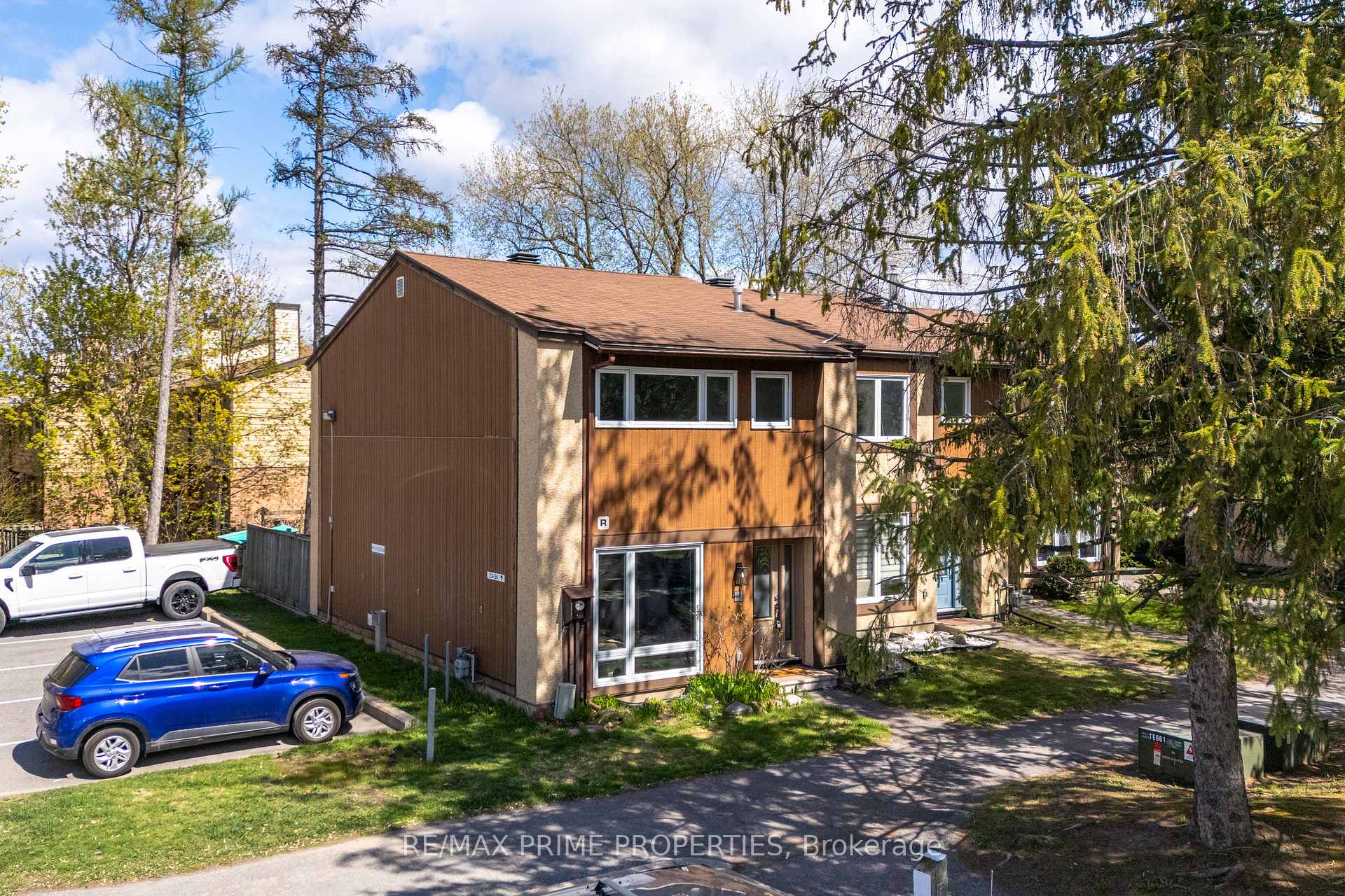 Photo 1 of Unit 22, 3691 Albion Road, Ottawa, Sawmill Creek/Timbermill — HOMEH