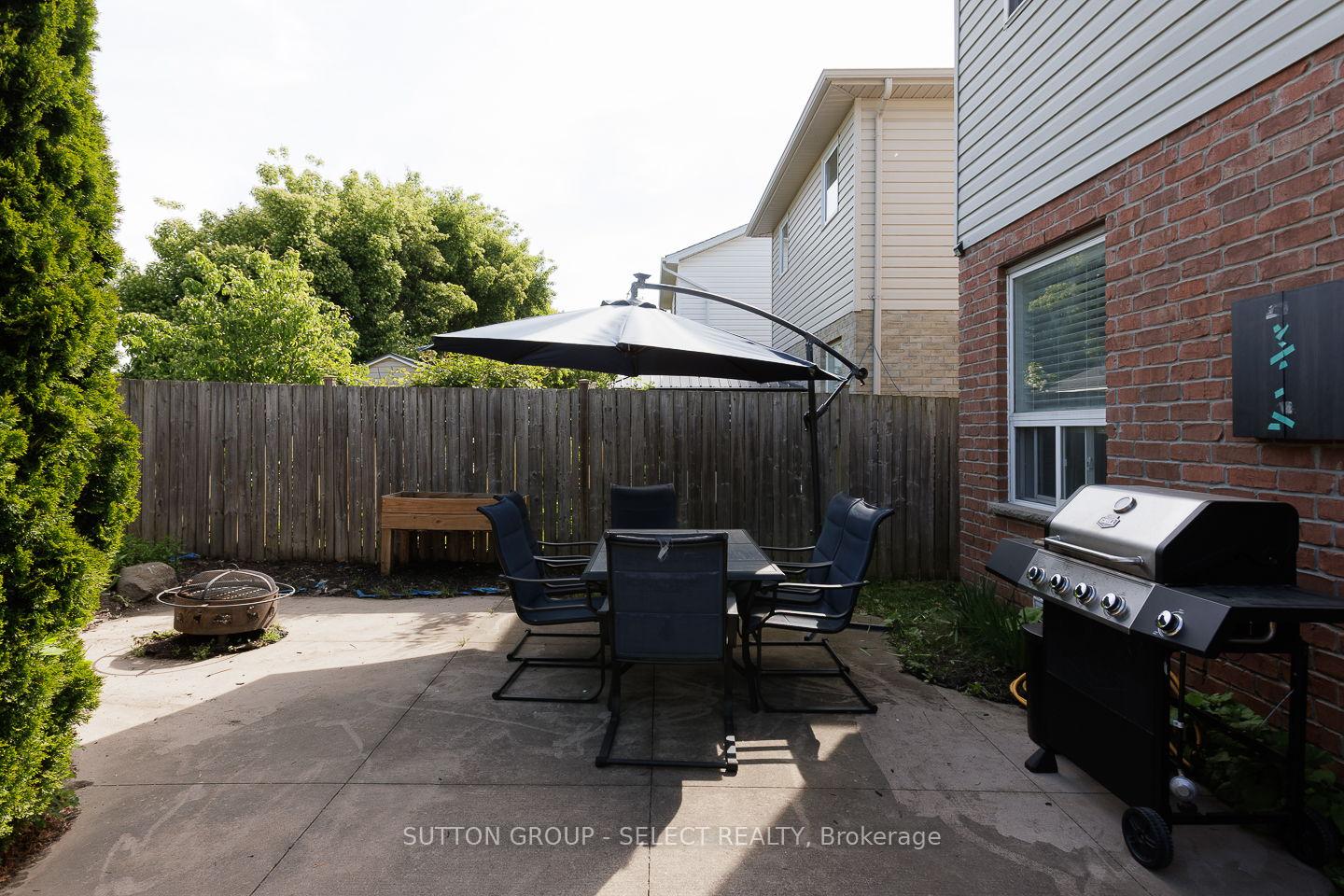 Photo 29 of 832 Marigold Street, London, North C — HOMEH