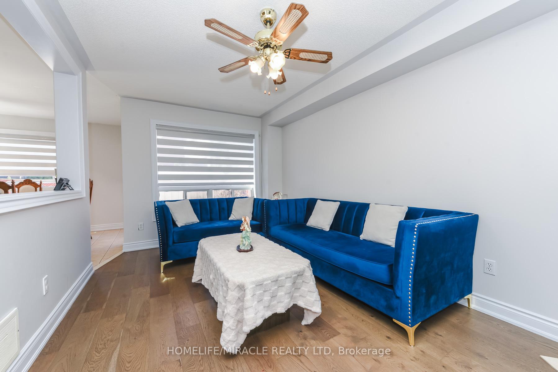 Photo 9 of 114 Edenbrook Hill Drive, Brampton, Fletcher's Meadow — HOMEH