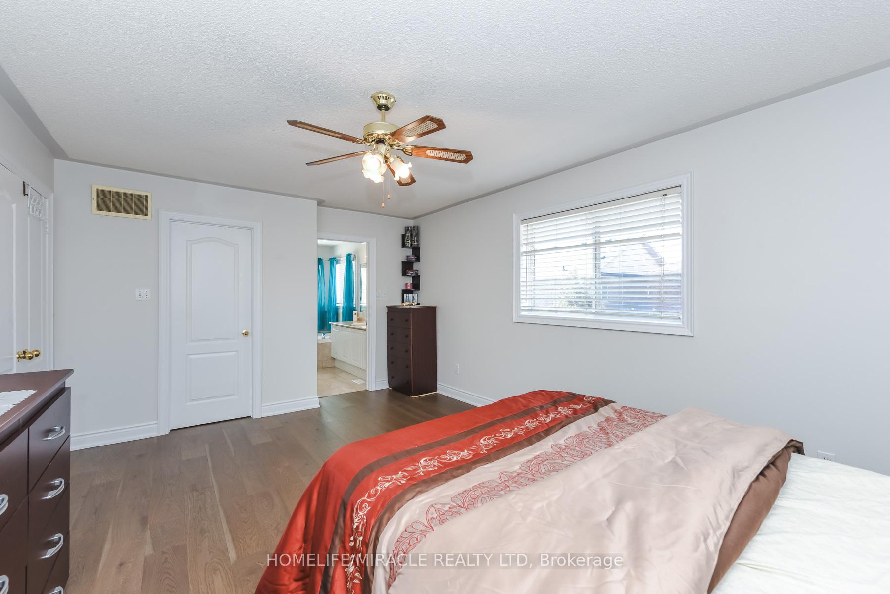 Photo 26 of 114 Edenbrook Hill Drive, Brampton, Fletcher's Meadow — HOMEH