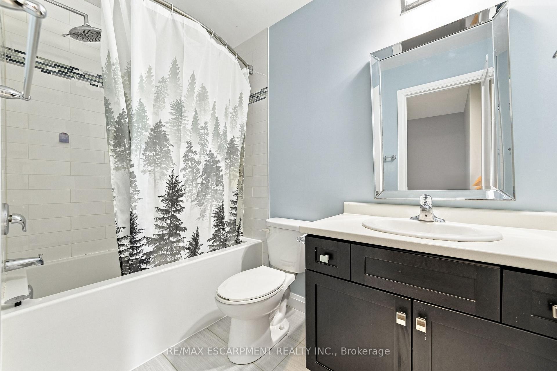 Photo 24 of Unit 86, 1169 Garner Road E, Hamilton, Ancaster — HOMEH