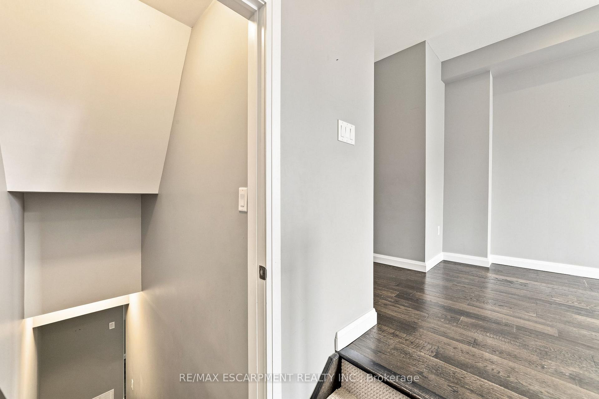 Photo 28 of Unit 86, 1169 Garner Road E, Hamilton, Ancaster — HOMEH