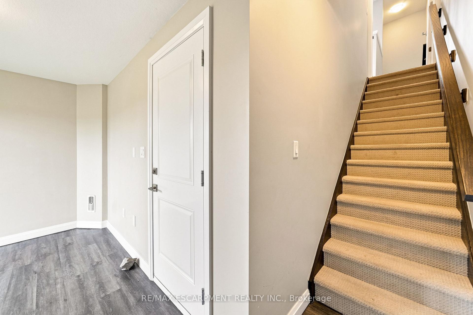 Photo 30 of Unit 86, 1169 Garner Road E, Hamilton, Ancaster — HOMEH