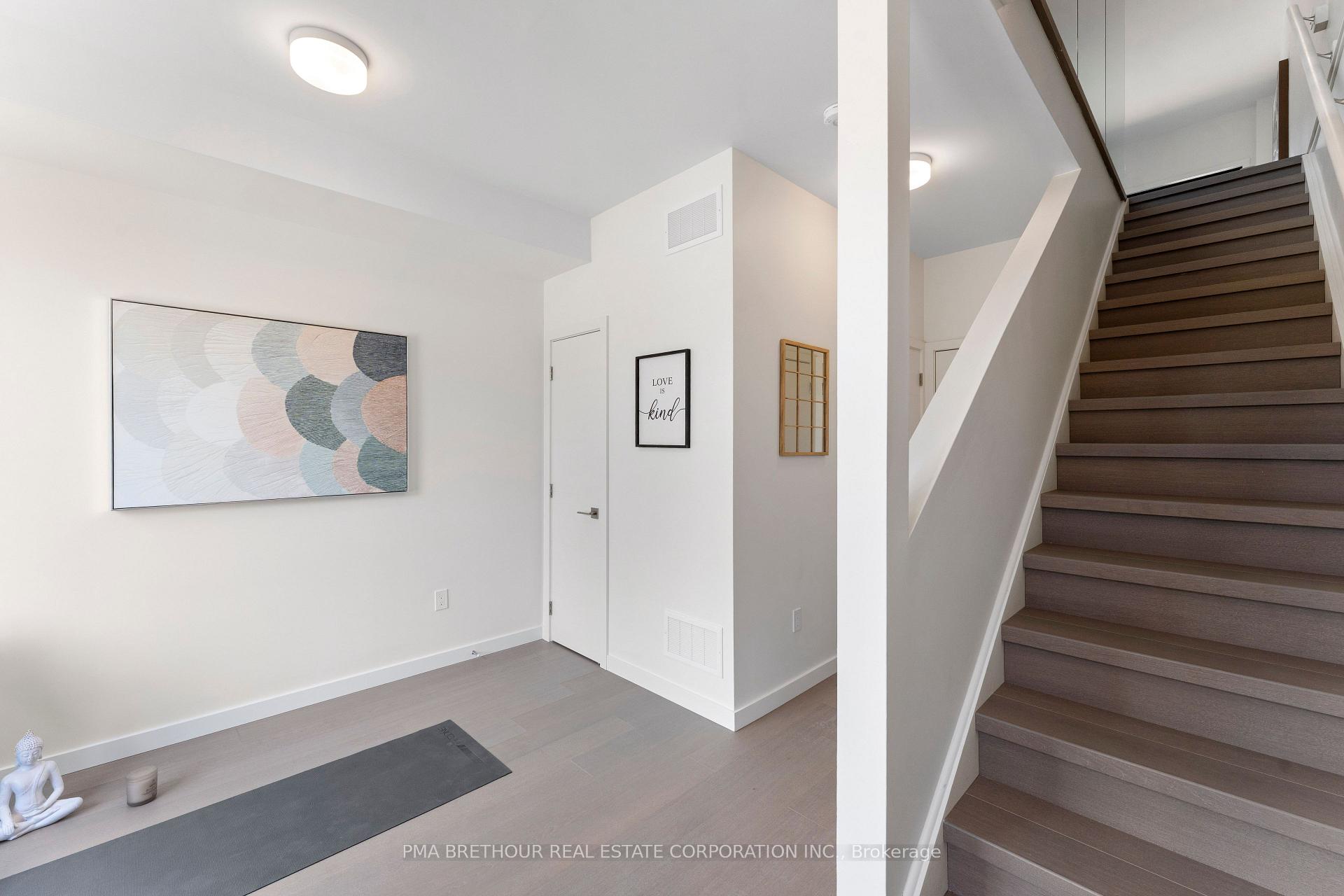 Photo 4 of 23 Rainwater Lane, Barrie, Holly — HOMEH