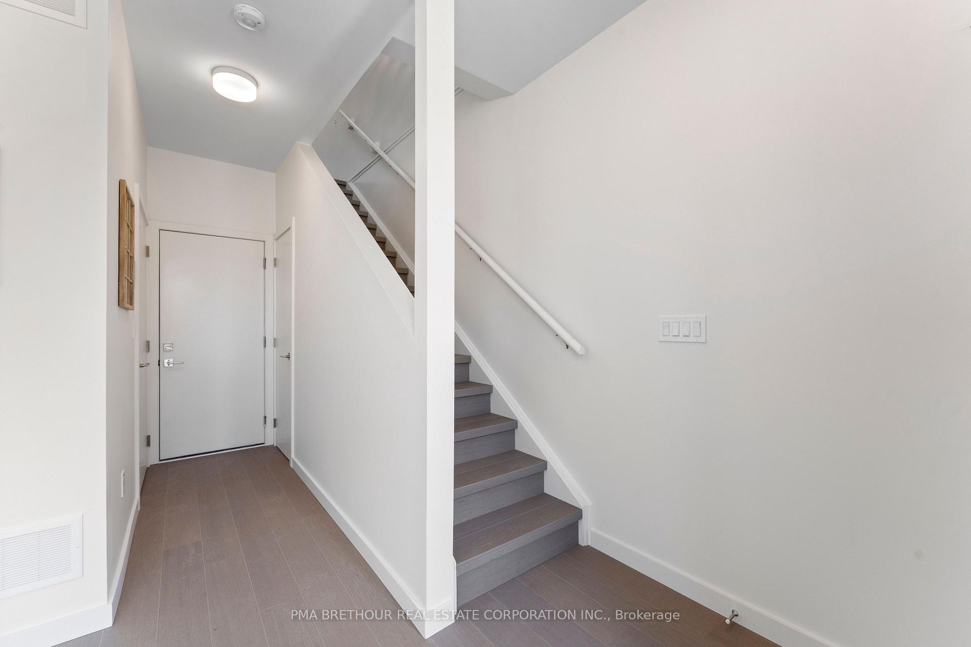 Photo 7 of 23 Rainwater Lane, Barrie, Holly — HOMEH
