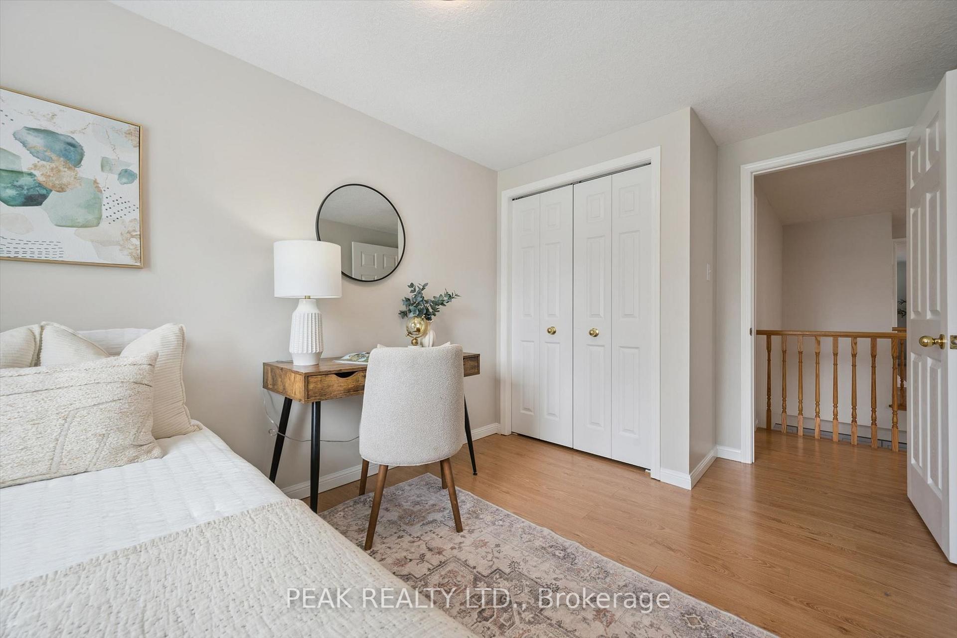 Photo 19 of 166 Windflower Drive, Kitchener, Larentian West — HOMEH