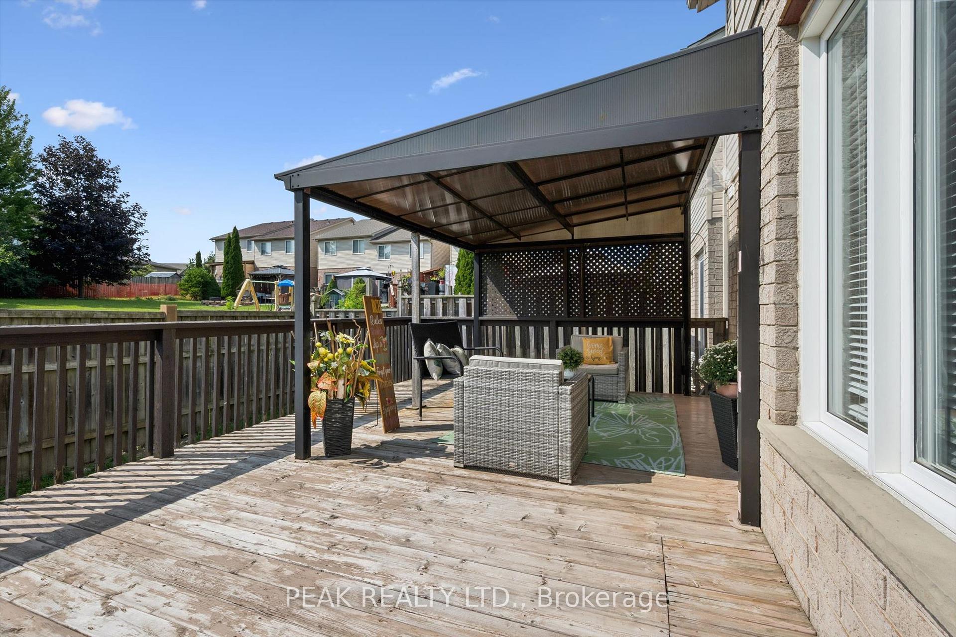 Photo 31 of 166 Windflower Drive, Kitchener, Larentian West — HOMEH