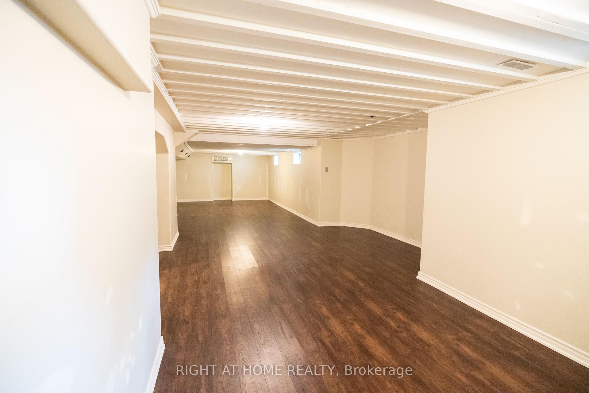 Photo 37 of 2427 Erin Centre Boulevard, Mississauga, Central Erin Mills — HOMEH