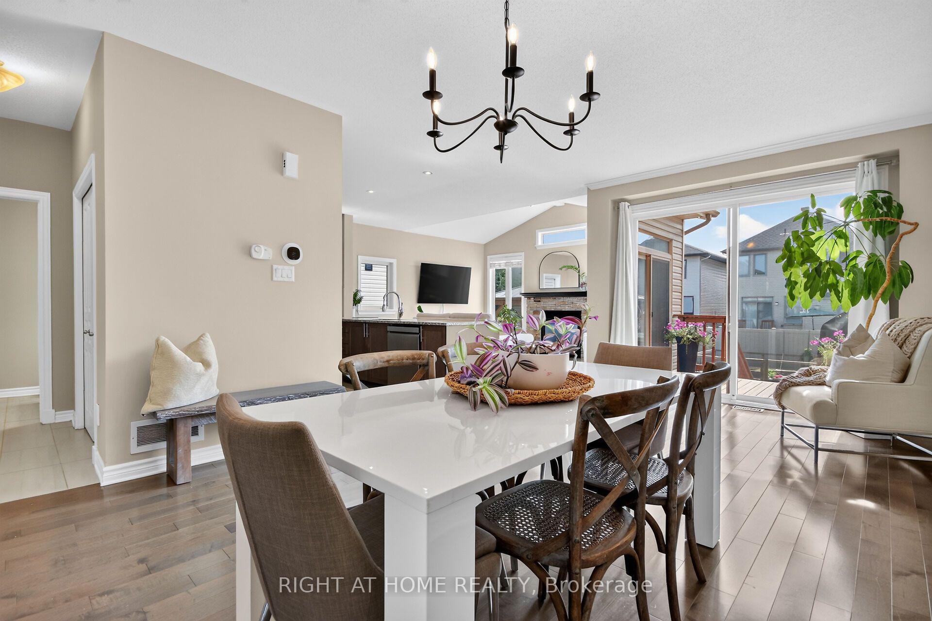 Photo 11 of 207 Mareth Way, Ottawa, Riverside South/Gloucester Glen — HOMEH