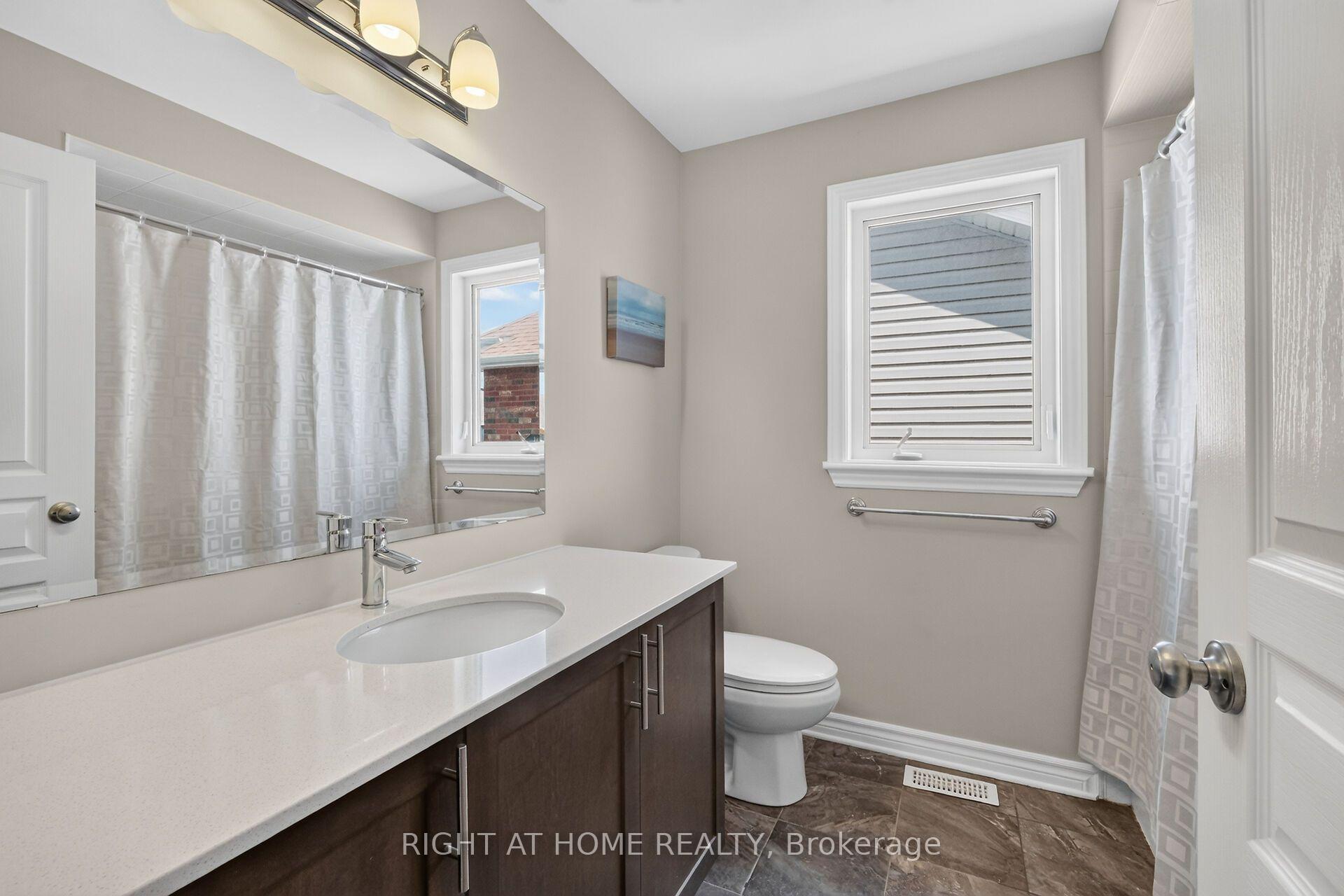 Photo 32 of 207 Mareth Way, Ottawa, Riverside South/Gloucester Glen — HOMEH