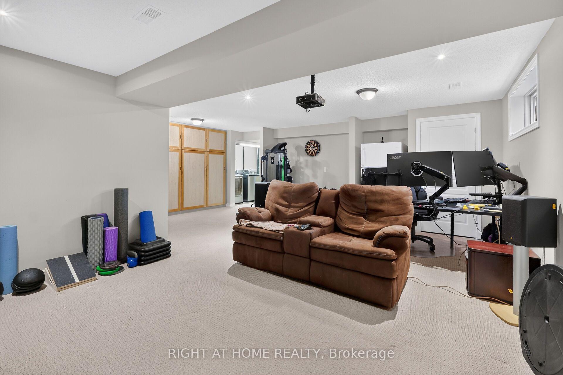 Photo 38 of 207 Mareth Way, Ottawa, Riverside South/Gloucester Glen — HOMEH