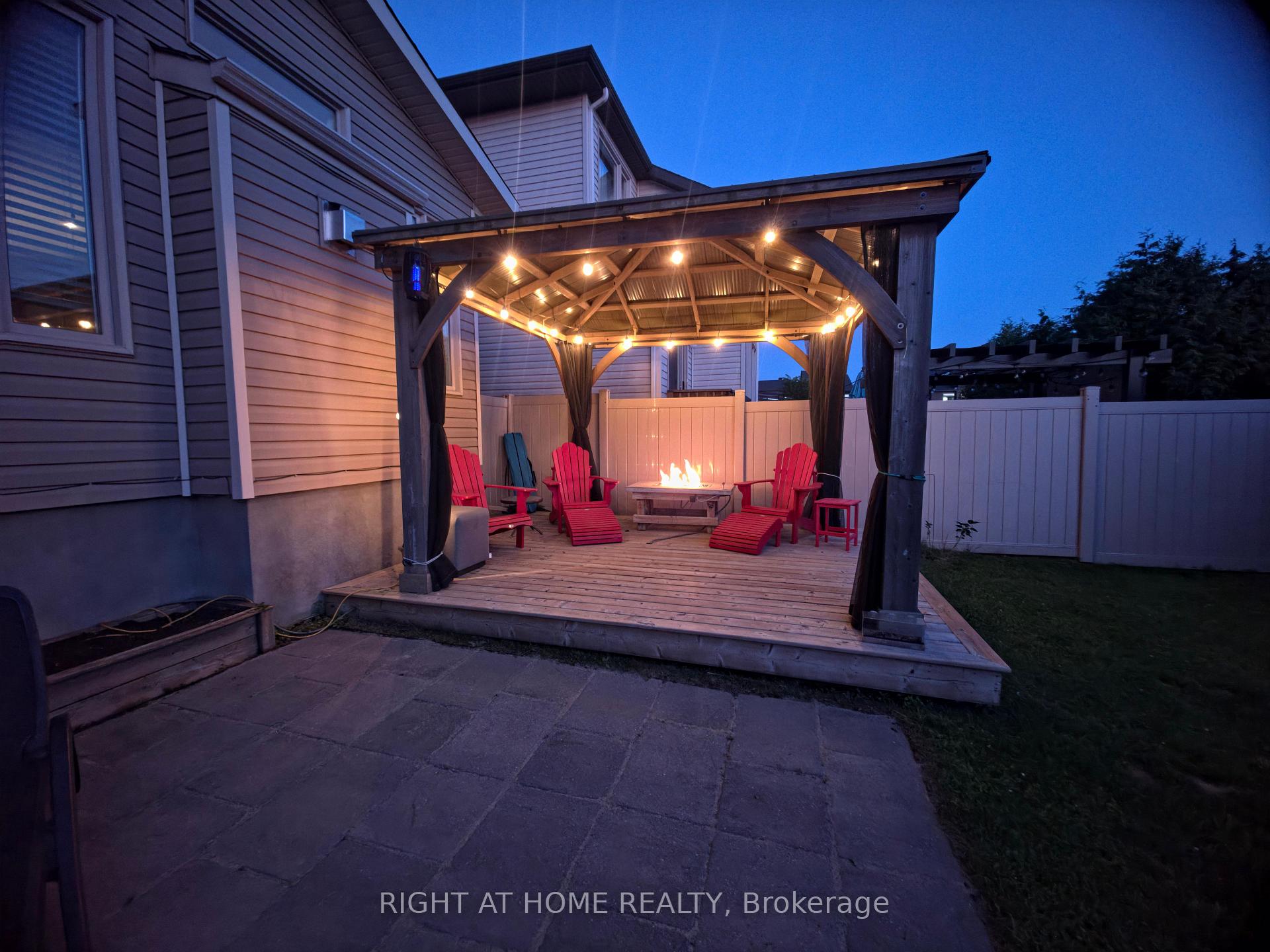 Photo 44 of 207 Mareth Way, Ottawa, Riverside South/Gloucester Glen — HOMEH