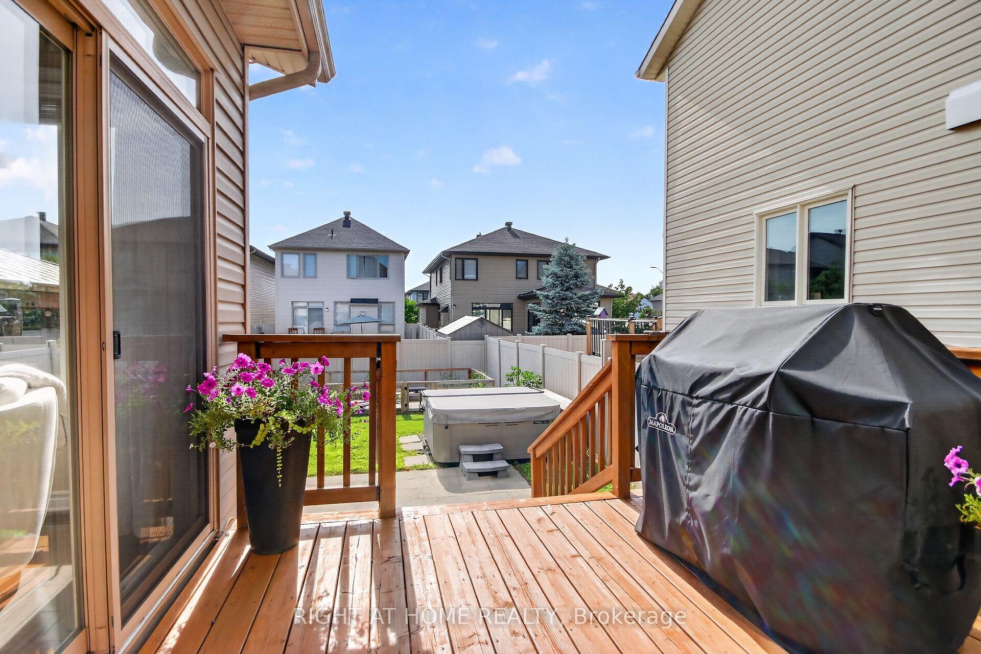 Photo 48 of 207 Mareth Way, Ottawa, Riverside South/Gloucester Glen — HOMEH