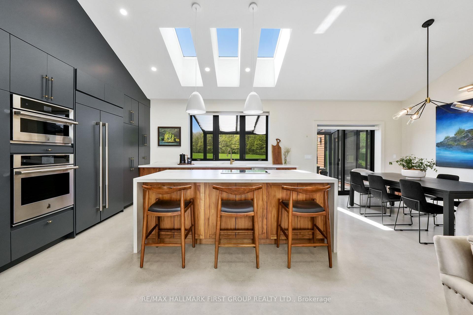 Photo 13 of 4566 Harwood Road, Hamilton Township, Rural Hamilton — HOMEH
