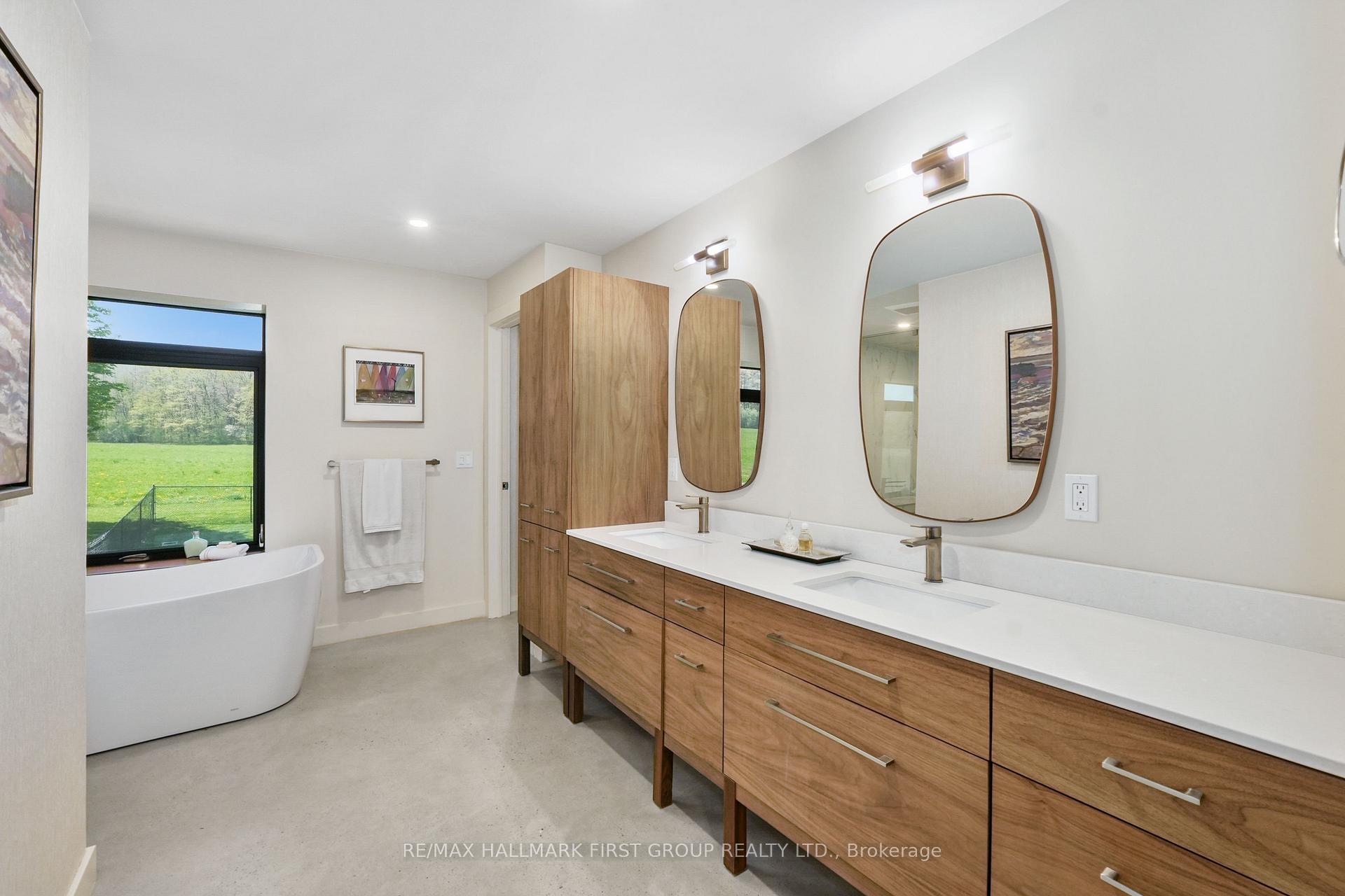 Photo 27 of 4566 Harwood Road, Hamilton Township, Rural Hamilton — HOMEH