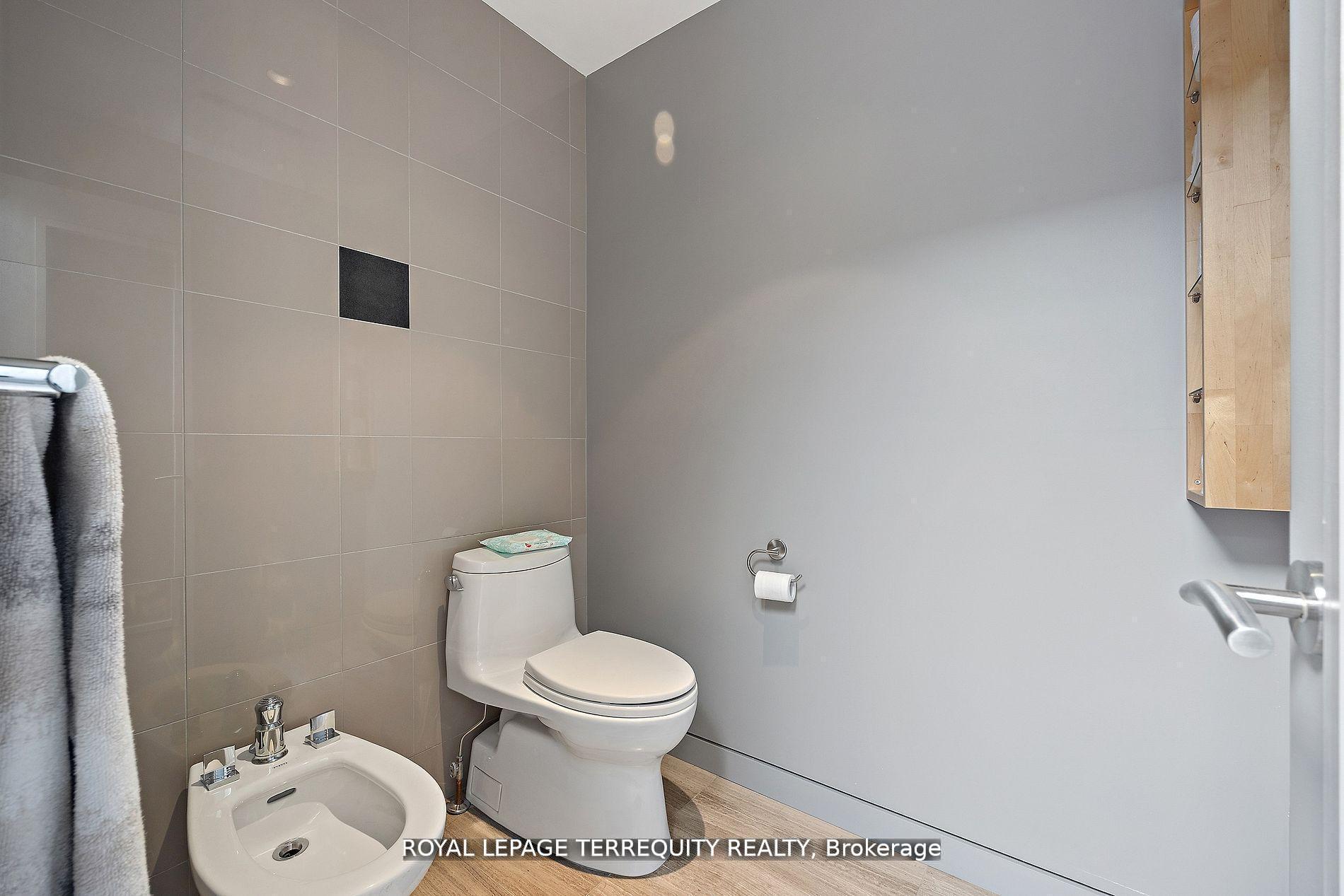 Photo 32 of 317 Keewatin Avenue, Toronto, Mount Pleasant East — HOMEH