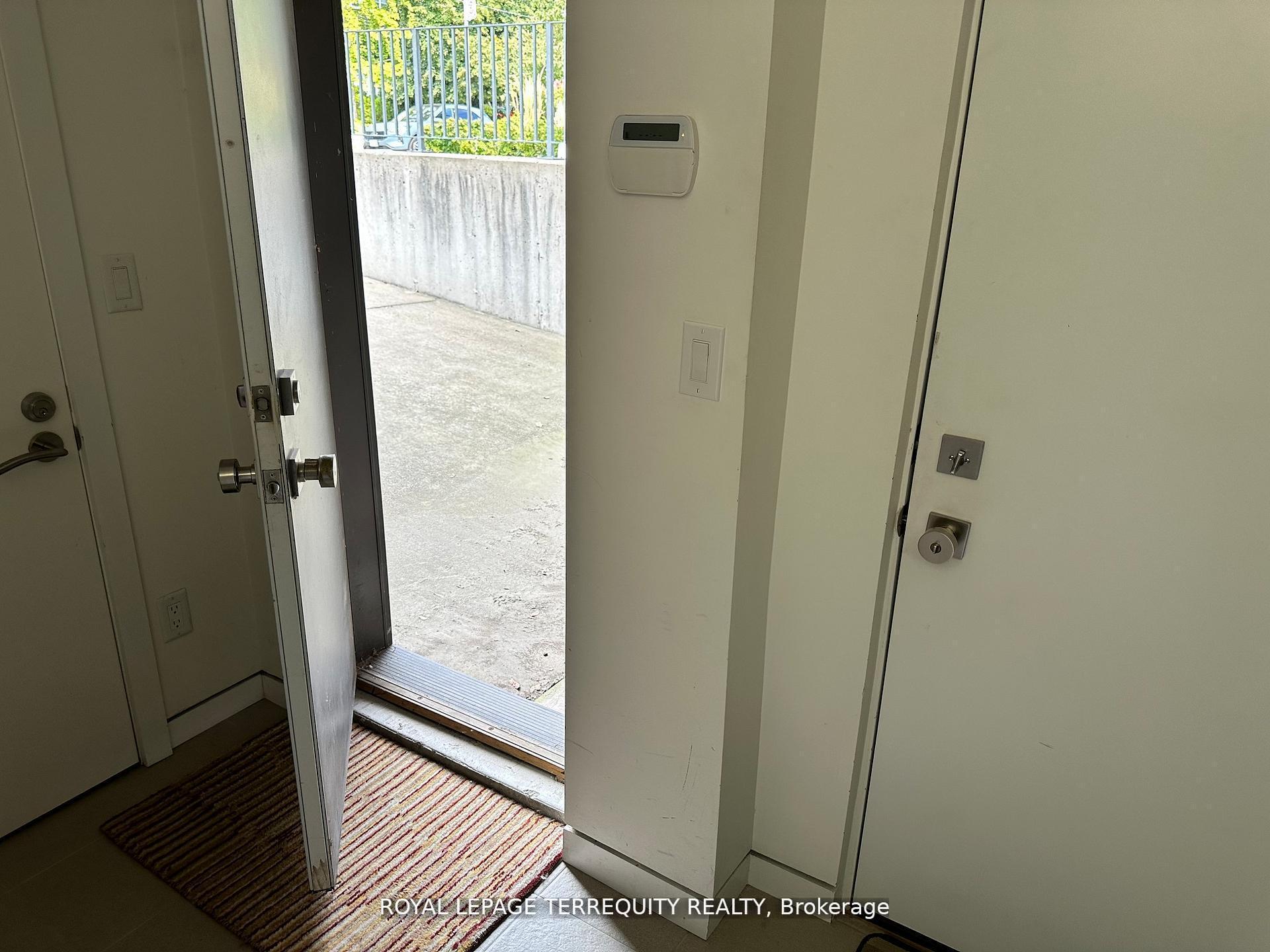 Photo 35 of 317 Keewatin Avenue, Toronto, Mount Pleasant East — HOMEH