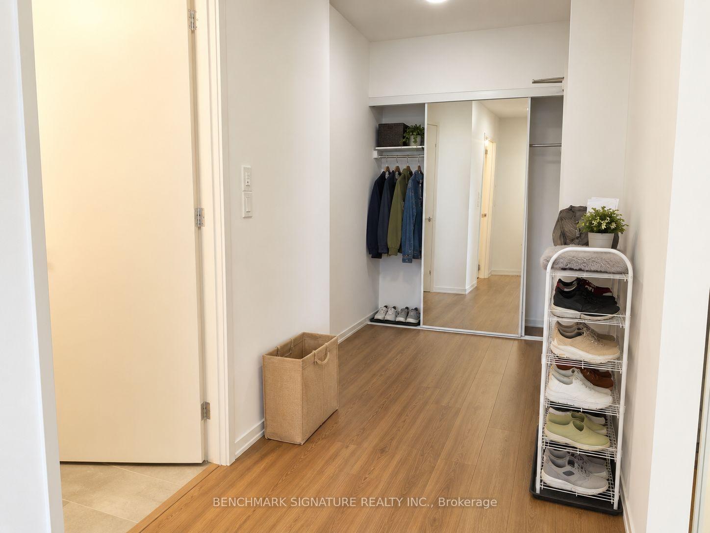 Photo 5 of Unit 606, 203 College Street, Toronto, Kensington-Chinatown — HOMEH