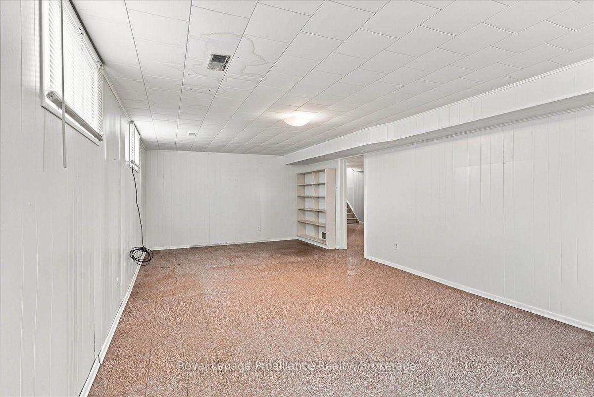 Photo 30 of 120 Sidney Crescent, Quinte West, Sidney Ward — HOMEH