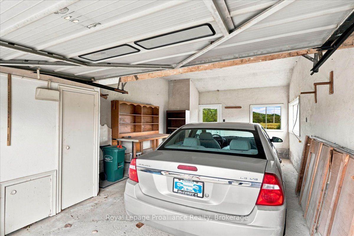 Photo 33 of 120 Sidney Crescent, Quinte West, Sidney Ward — HOMEH