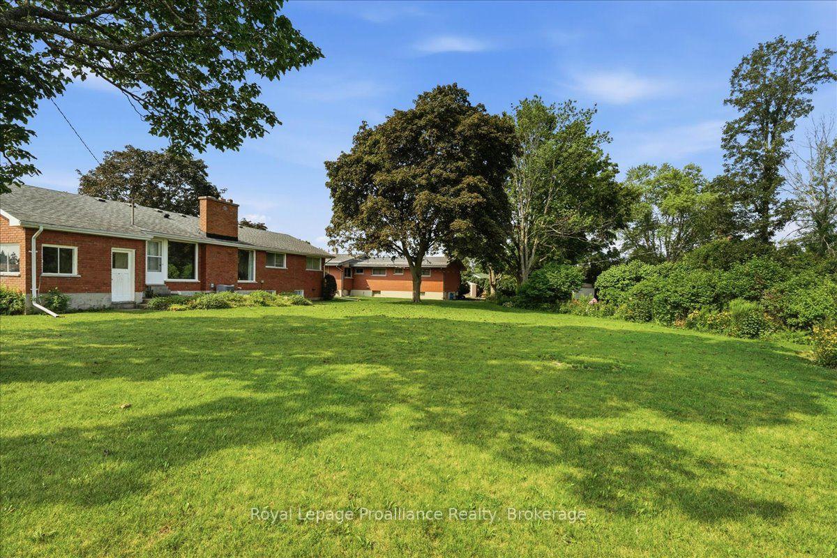Photo 37 of 120 Sidney Crescent, Quinte West, Sidney Ward — HOMEH