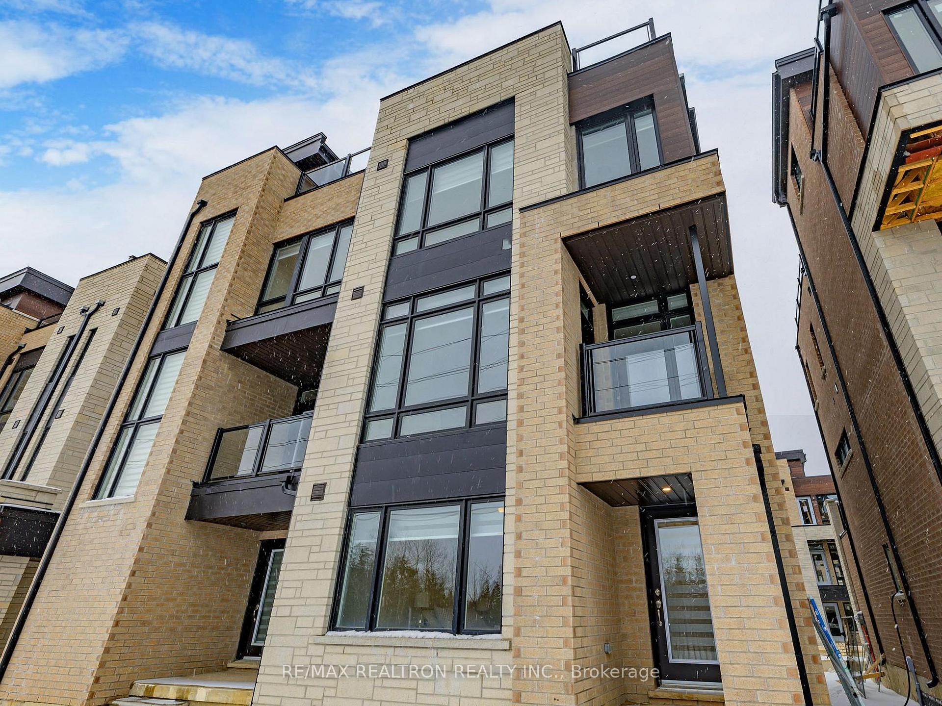 Front of Unit Rm 3, 45 Credit Lane